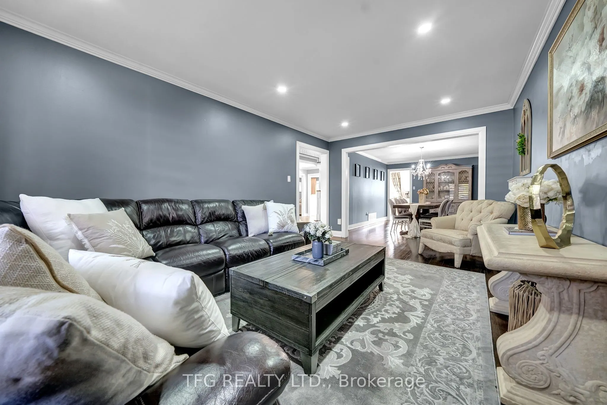 32 Falstaff Crescent
