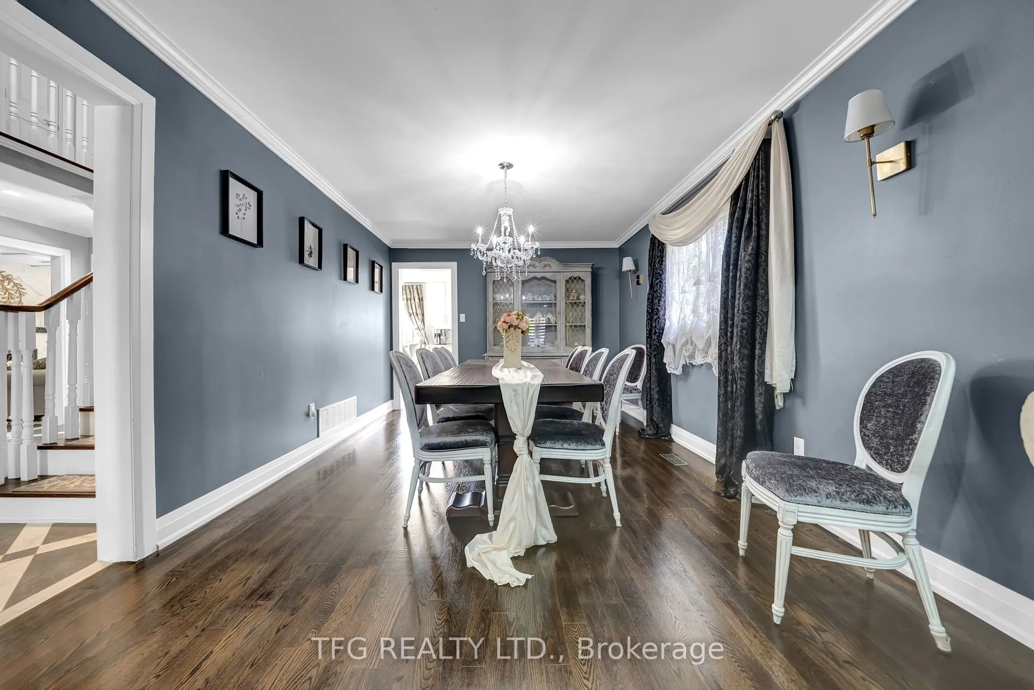 32 Falstaff Crescent