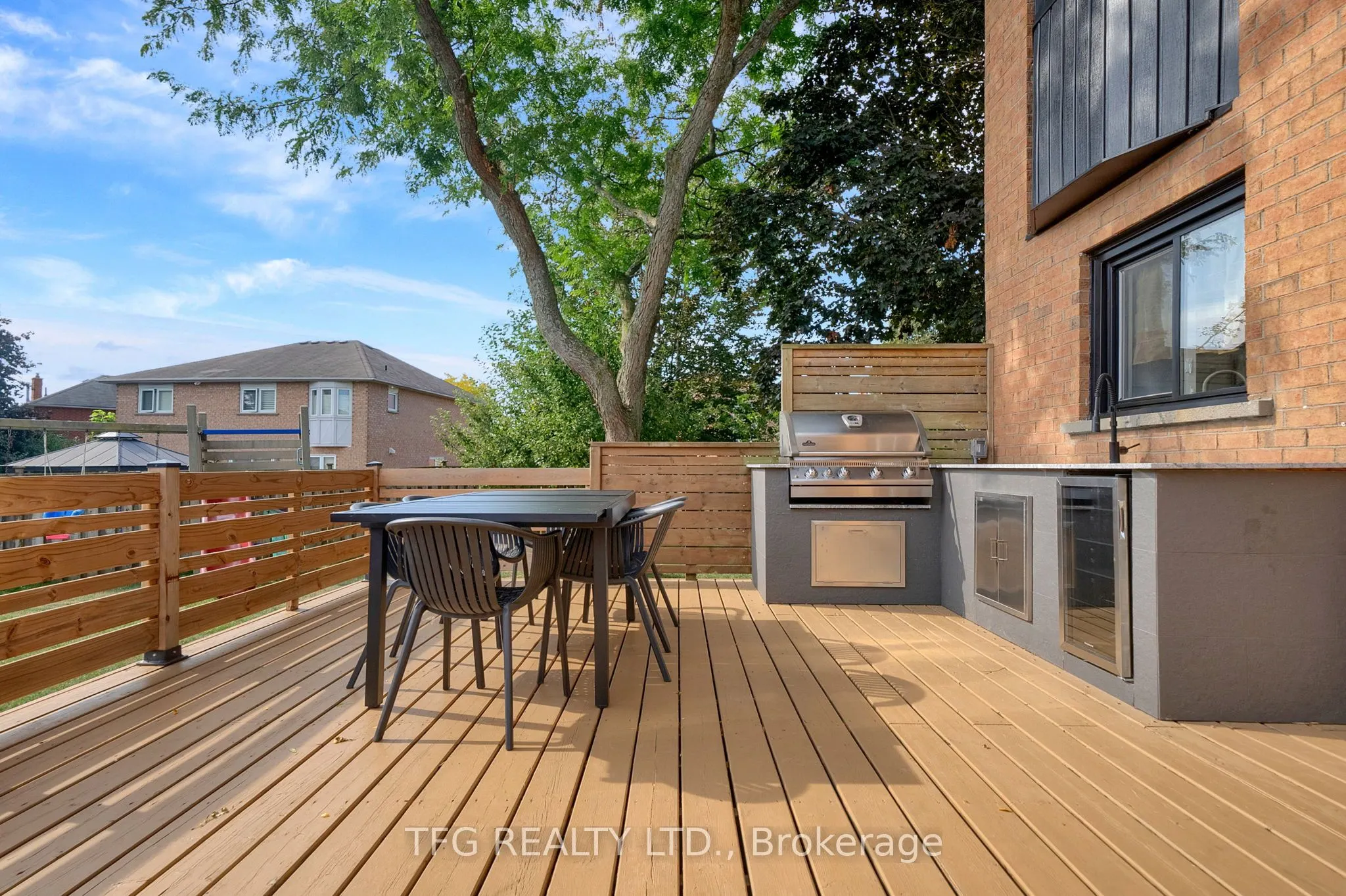 32 Falstaff Crescent