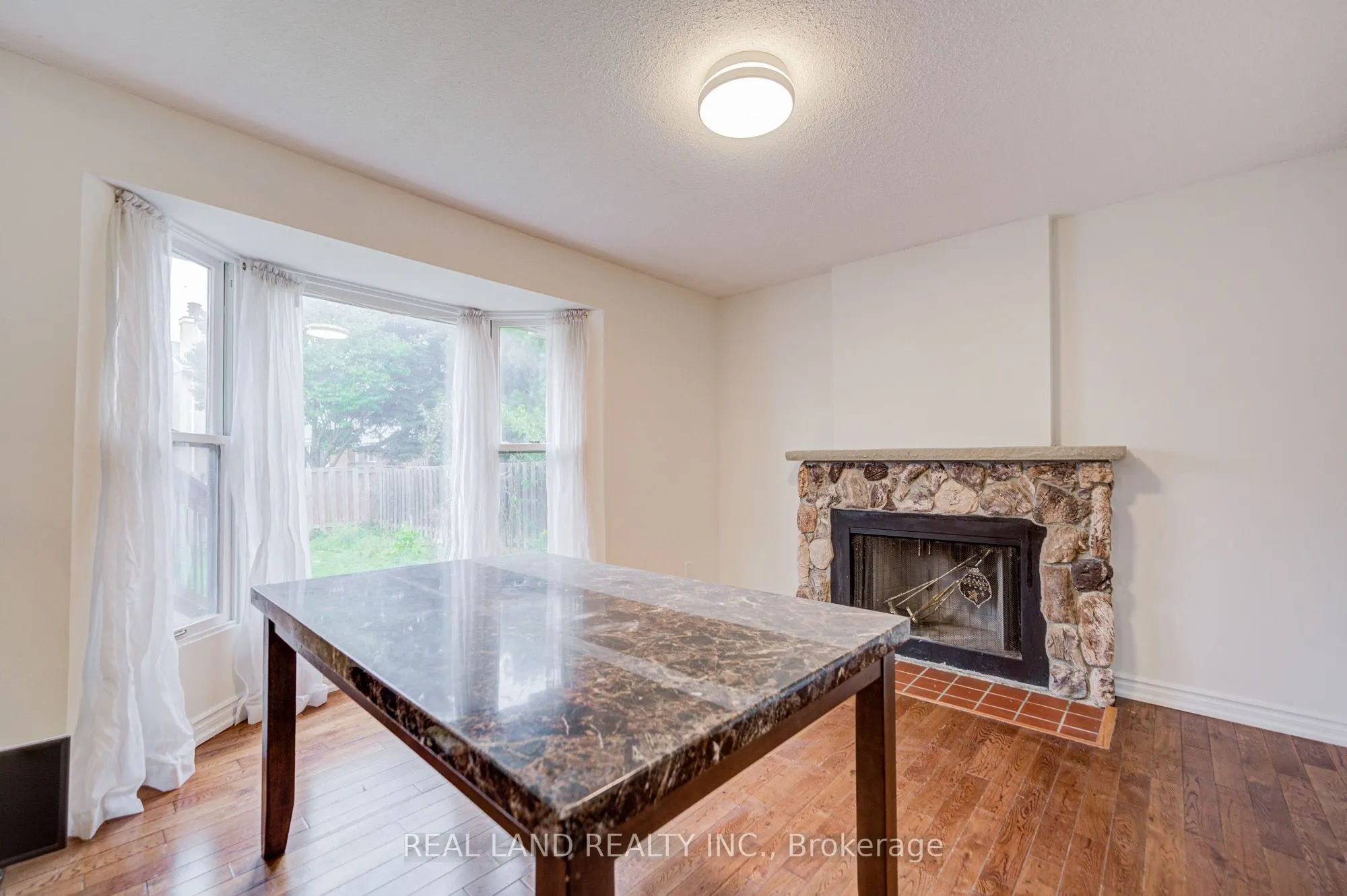 46 Wintermute Boulevard