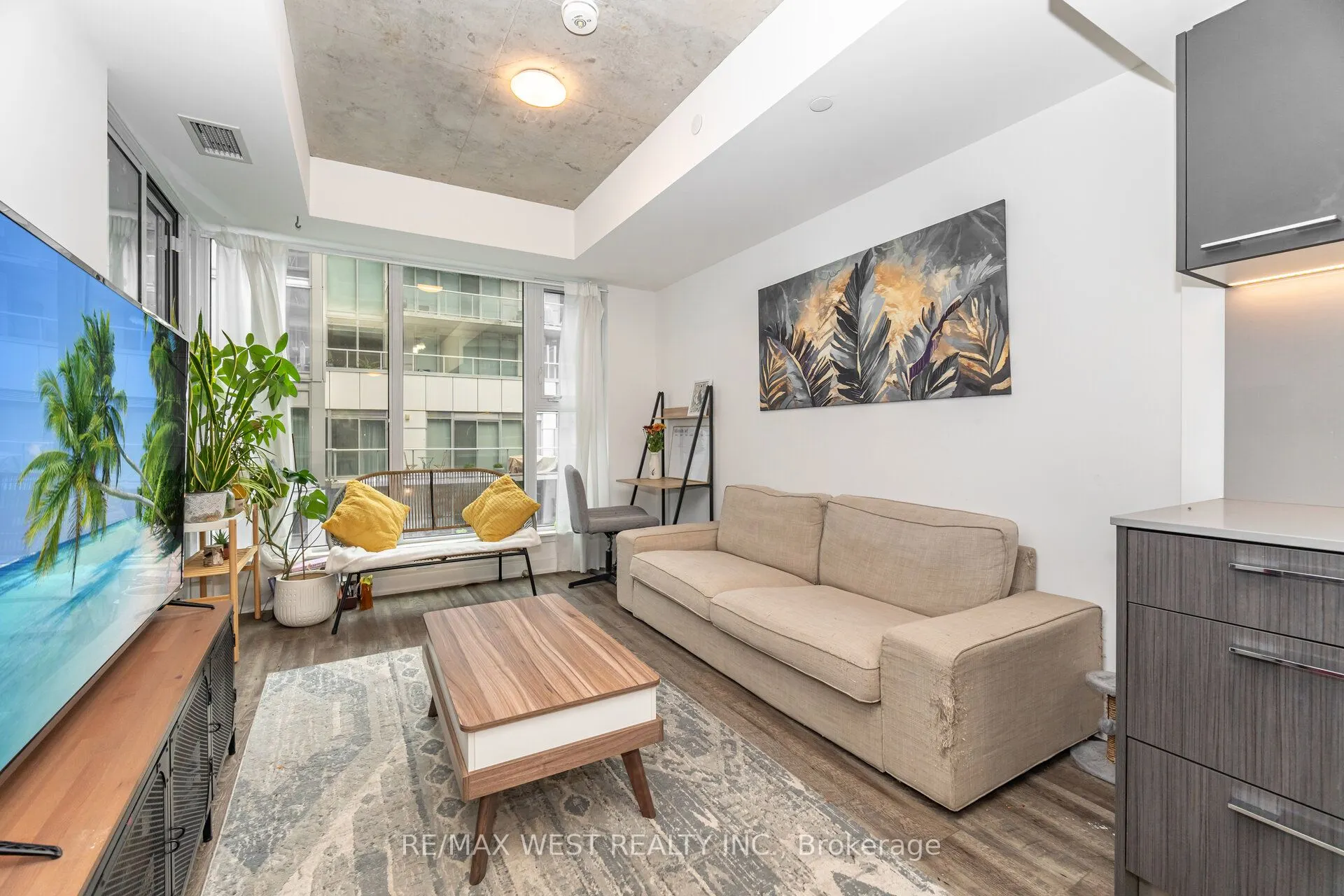 30 Baseball Place, #610