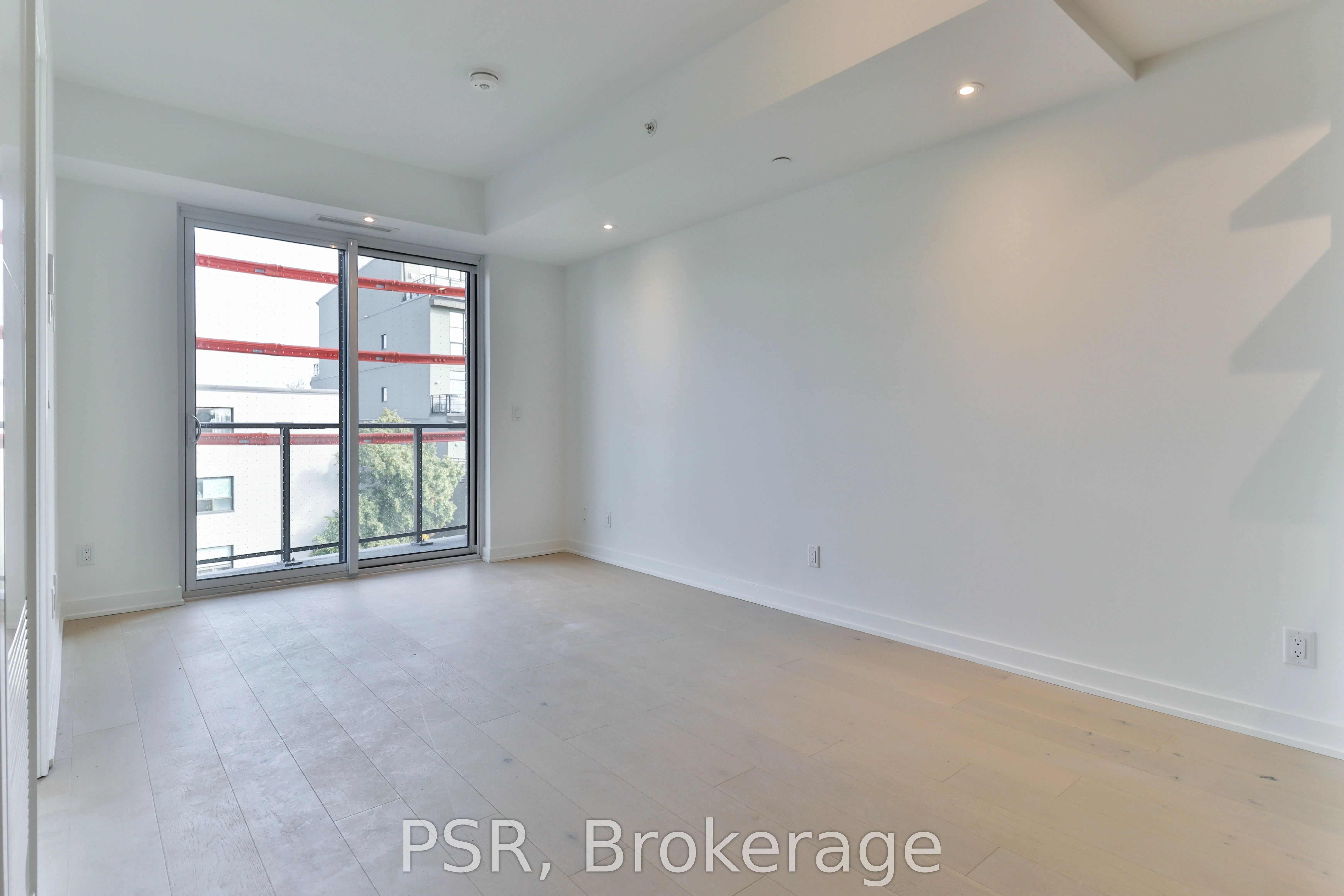 1161 Kingston Road, #406