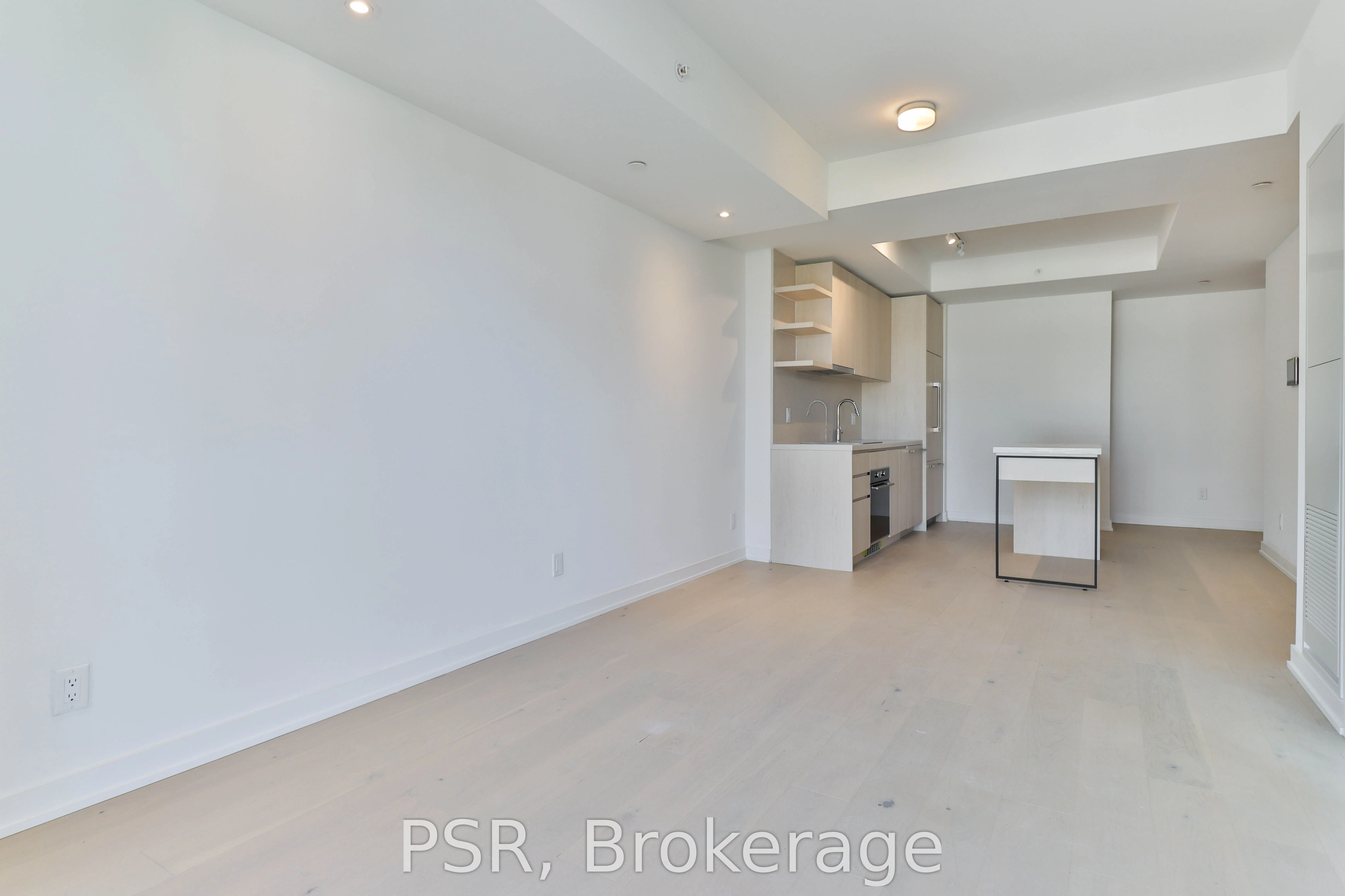 1161 Kingston Road, #406