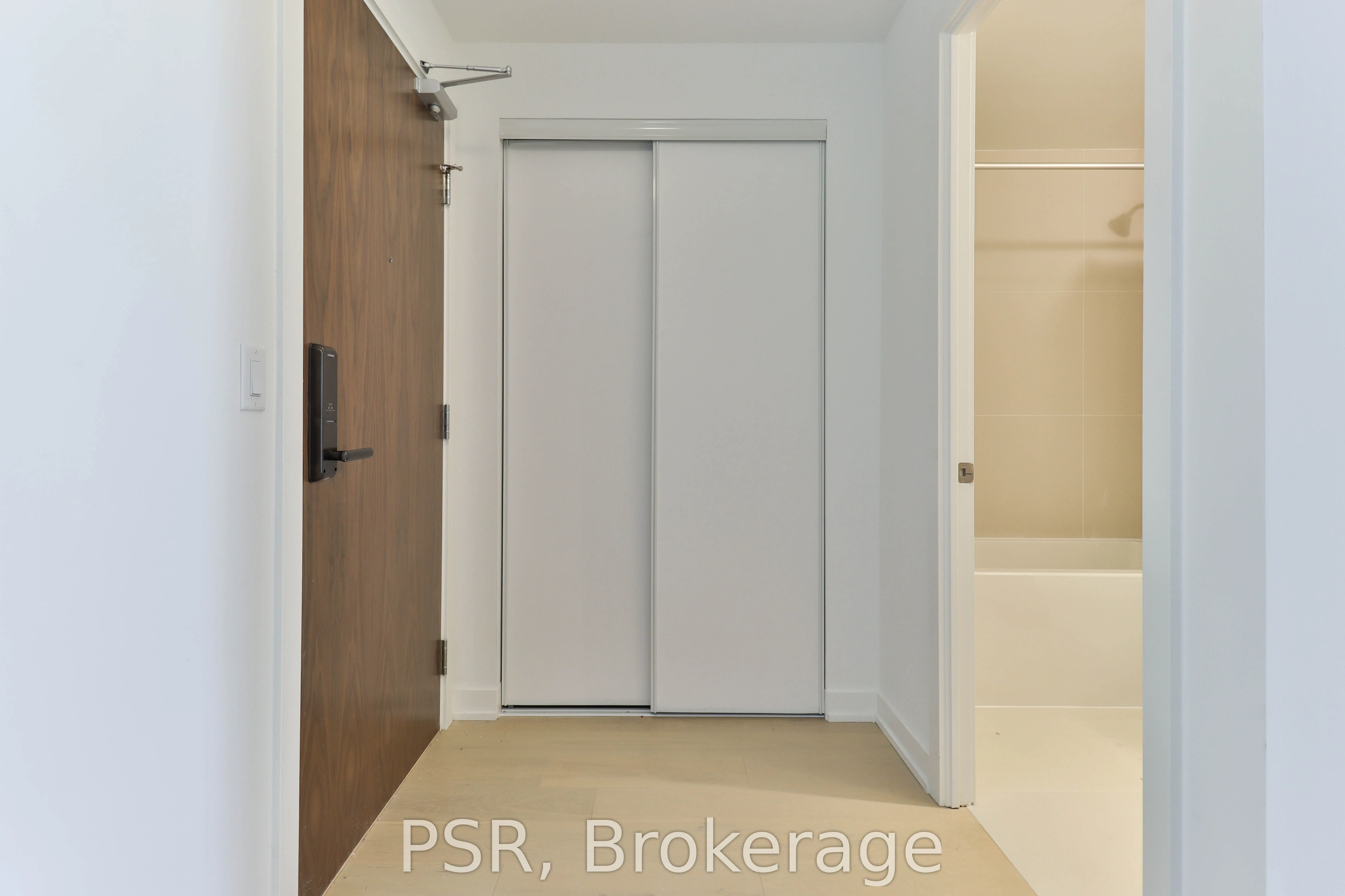 1161 Kingston Road, #406
