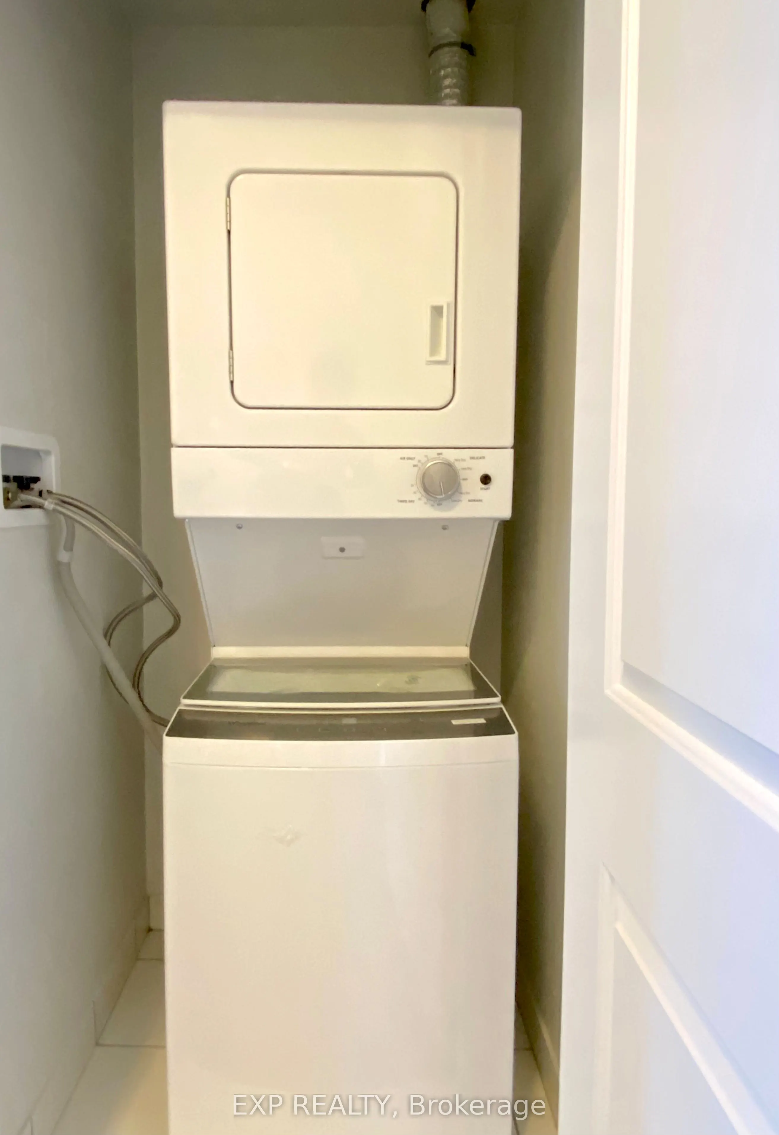 30 Meadowglen Place, #2703
