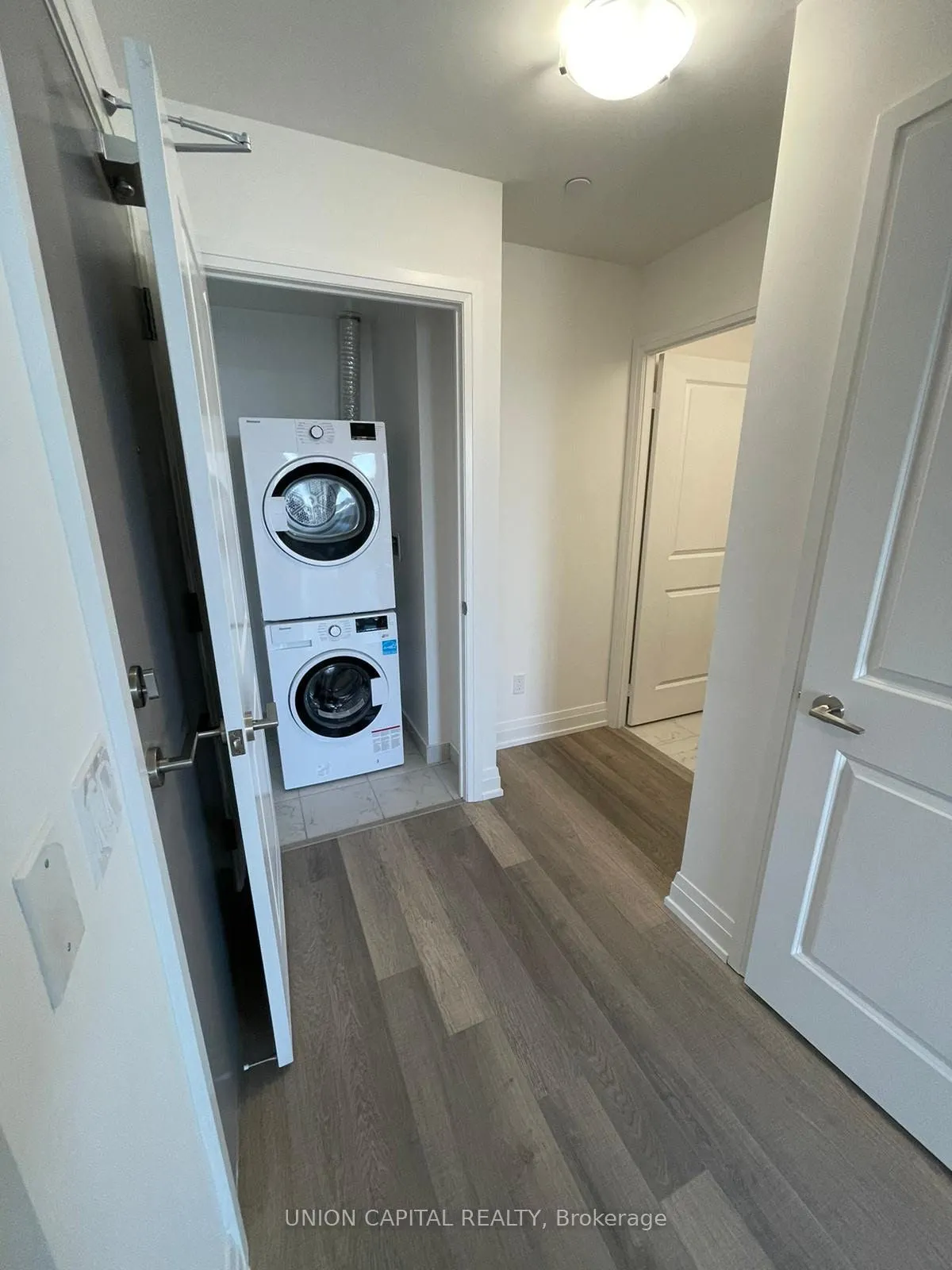 3121 Sheppard Avenue E, #1207