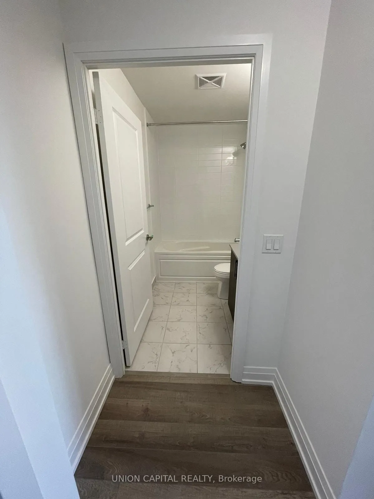 3121 Sheppard Avenue E, #1207
