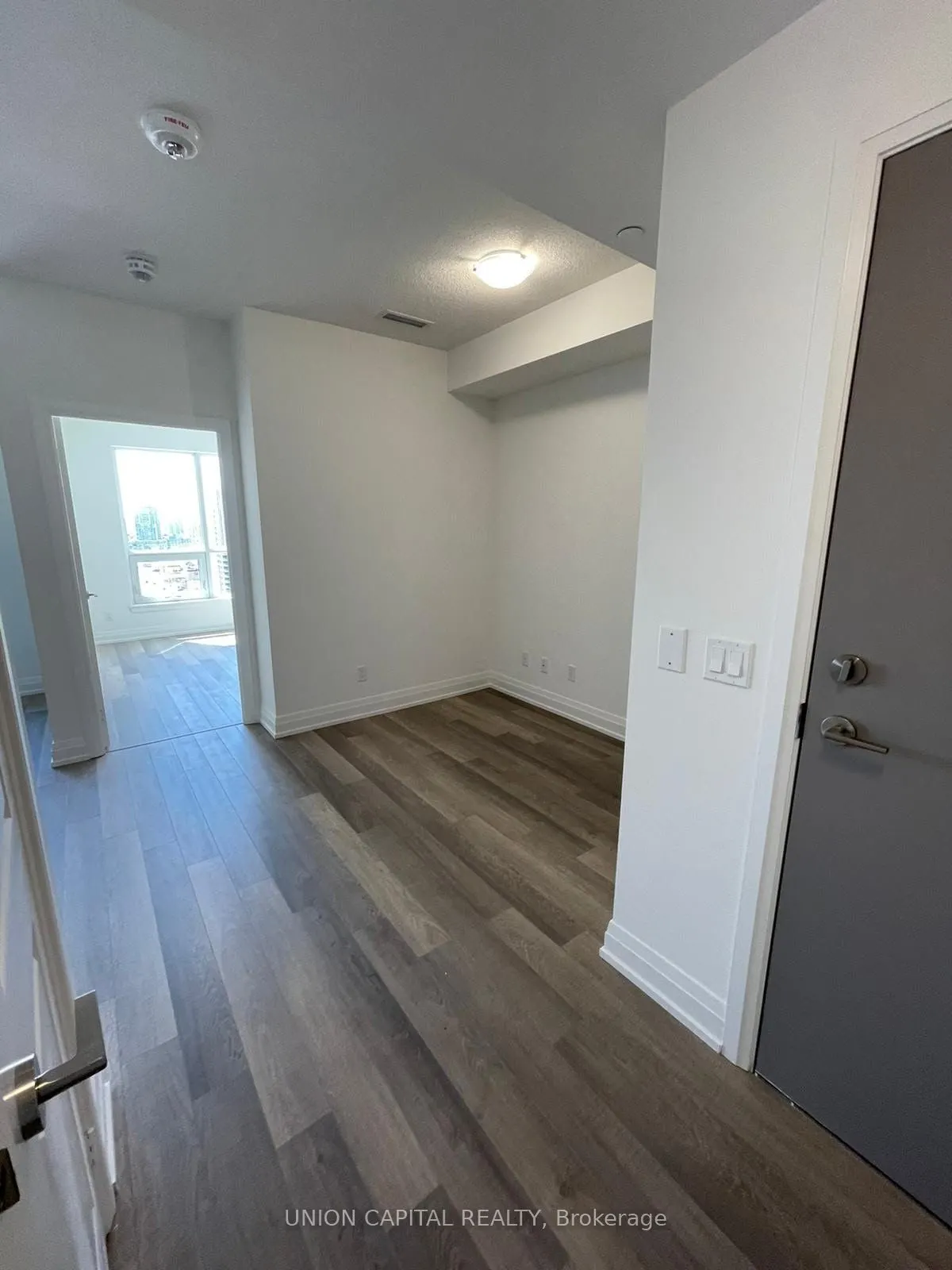 3121 Sheppard Avenue E, #1207