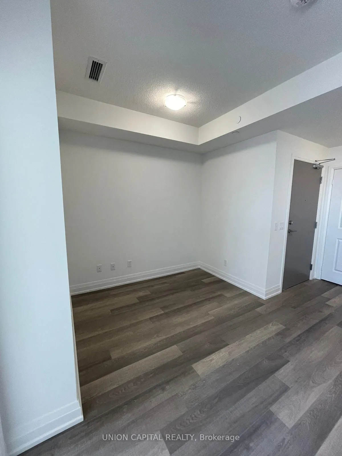 3121 Sheppard Avenue E, #1207