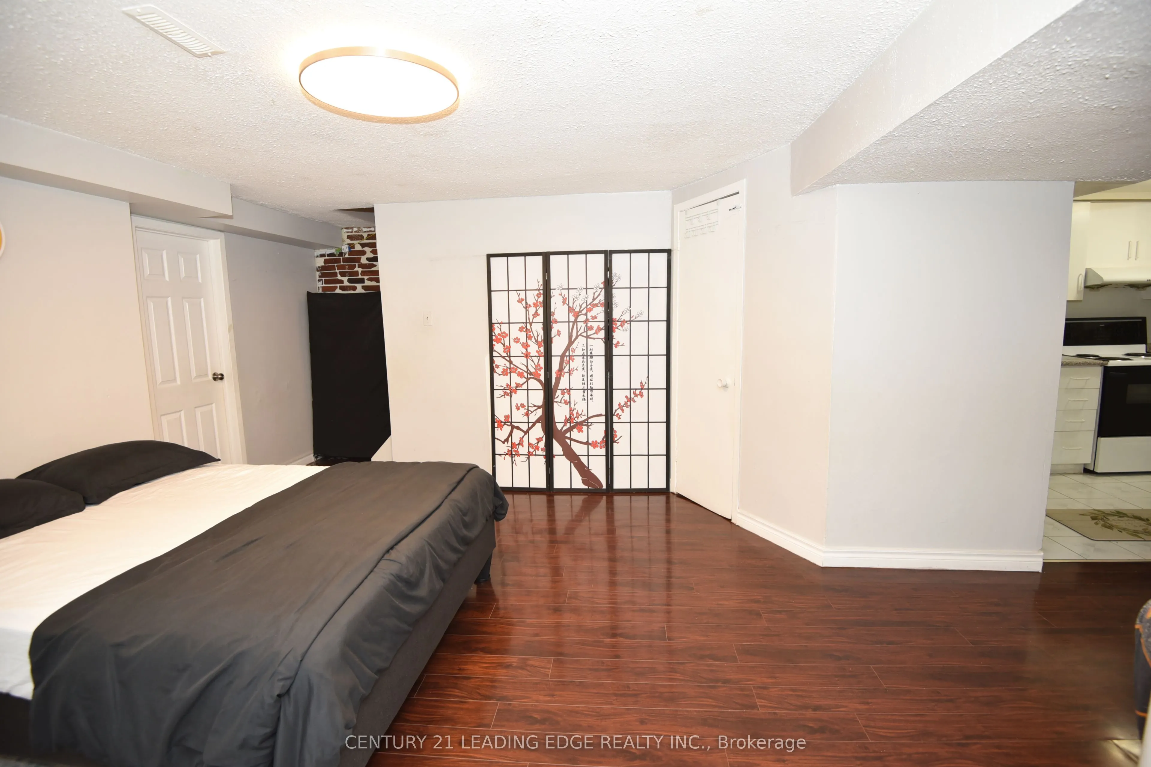 35 Horseley Hill Drive