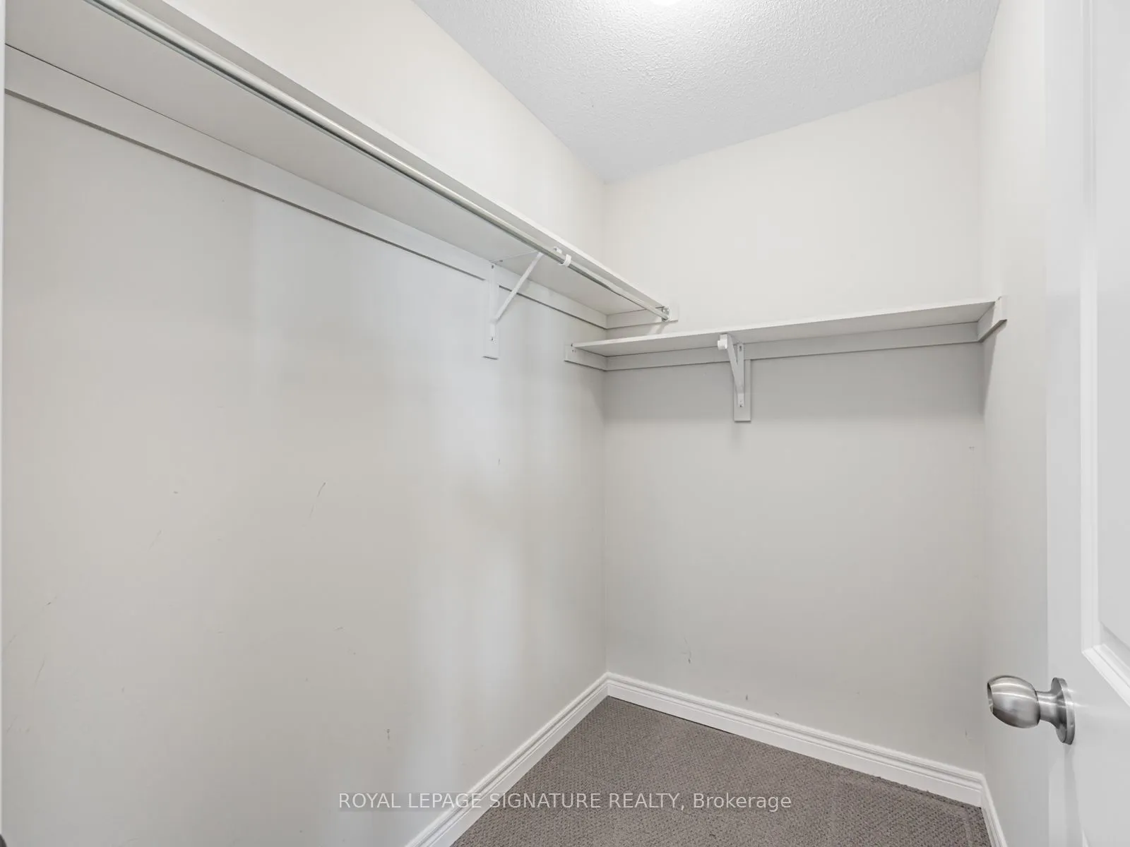135 Woolacott Lane