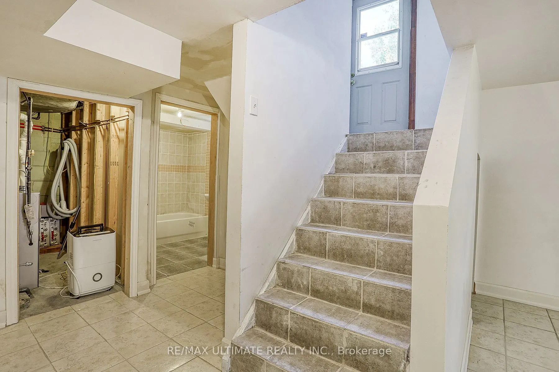 40 Treverton Drive