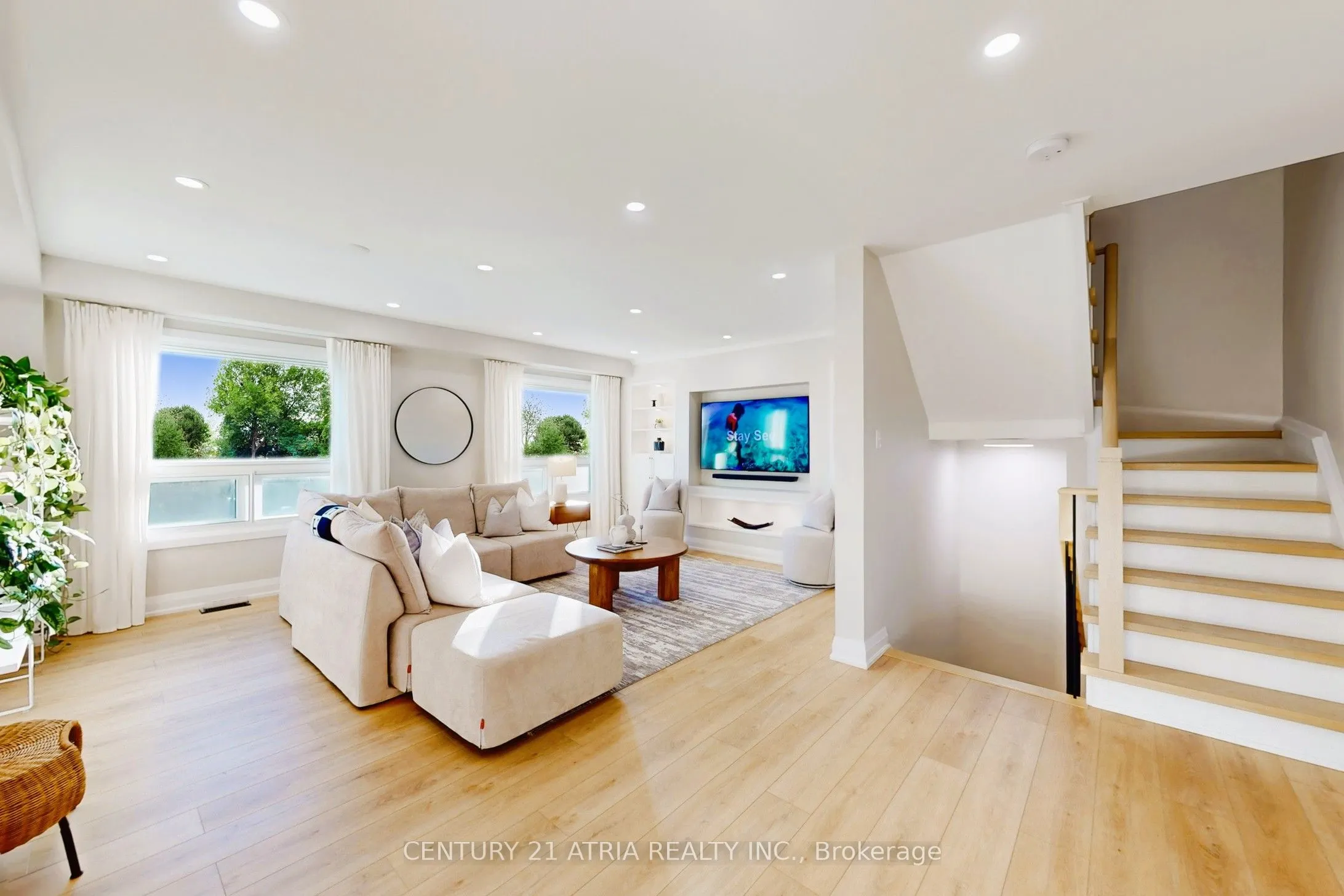 60 Huxtable Lane
