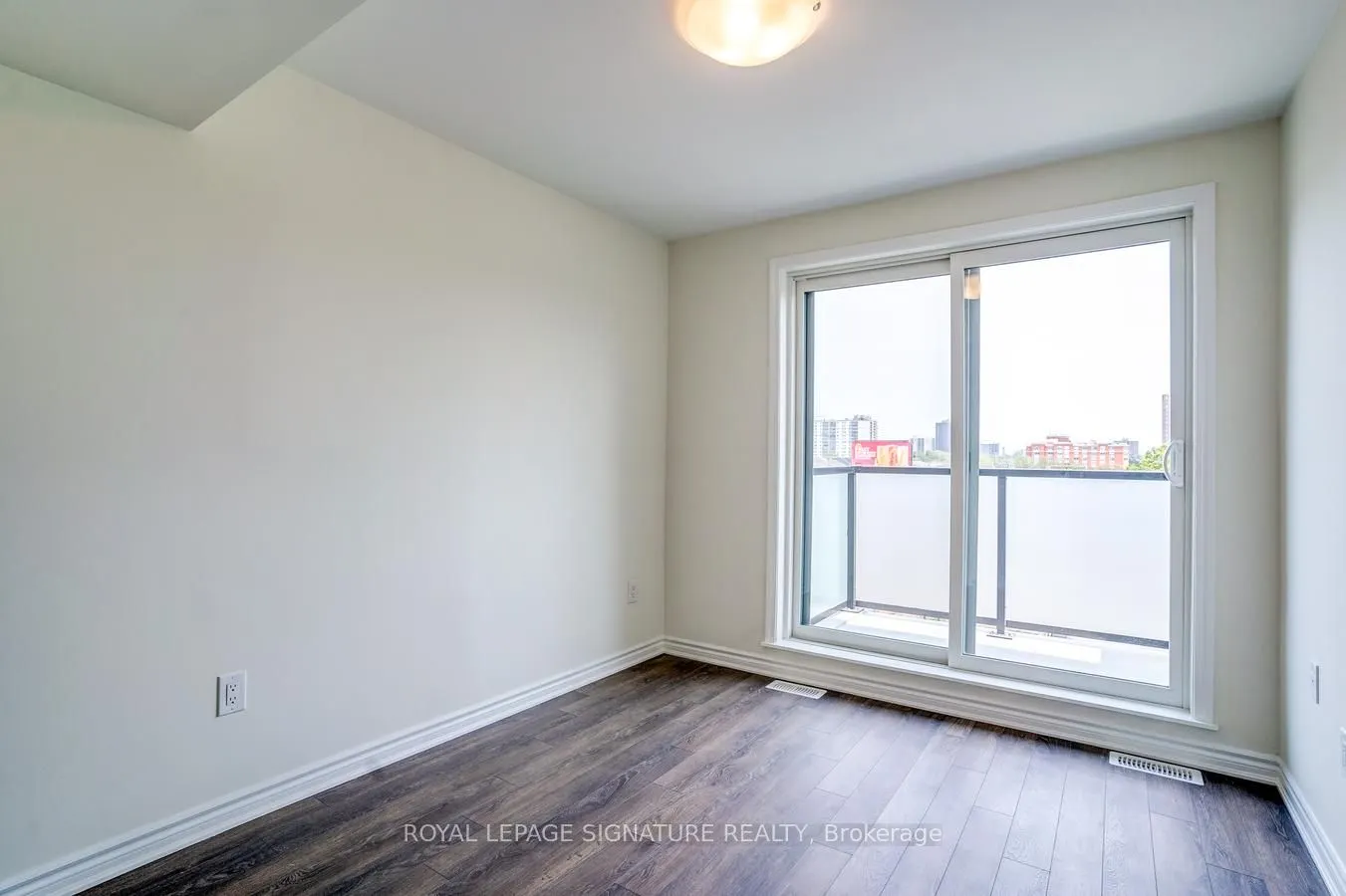 2791 Eglinton Avenue E, #503
