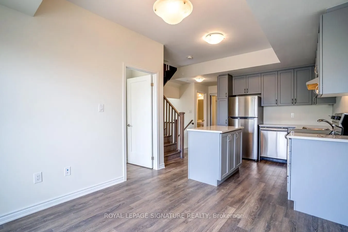 2791 Eglinton Avenue E, #503