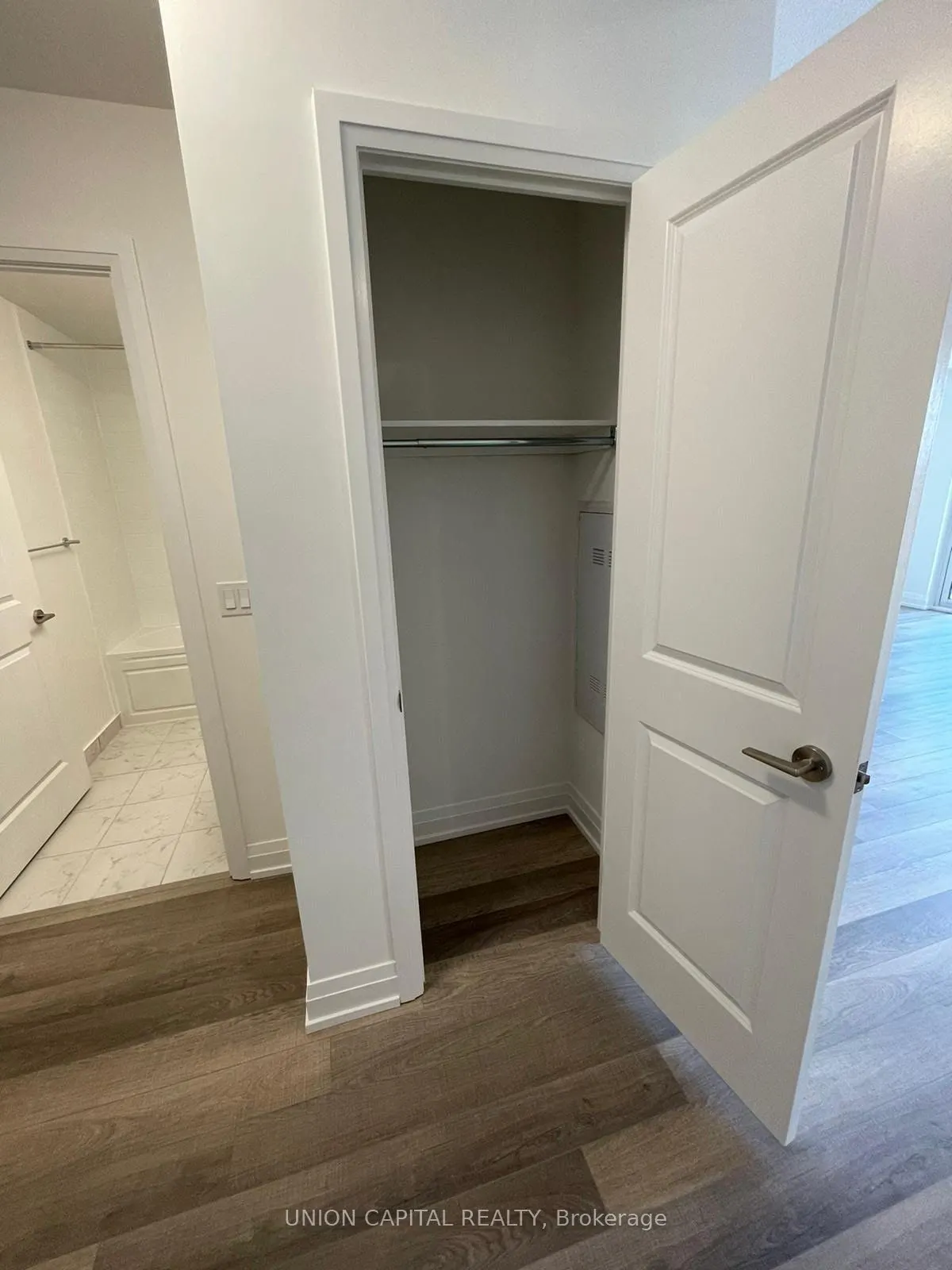 3121 Sheppard Avenue E, #1207