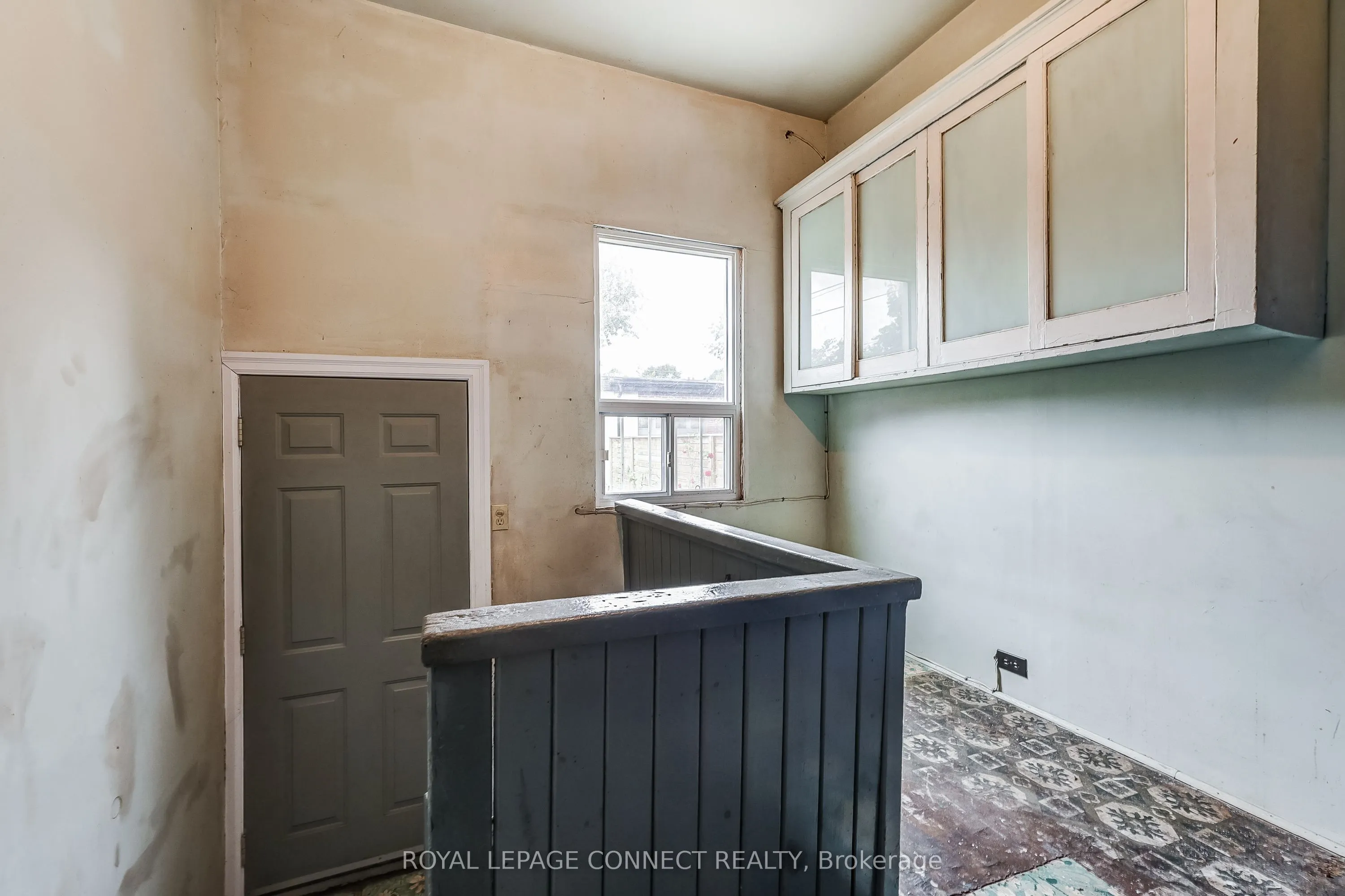 38 Woodycrest Avenue