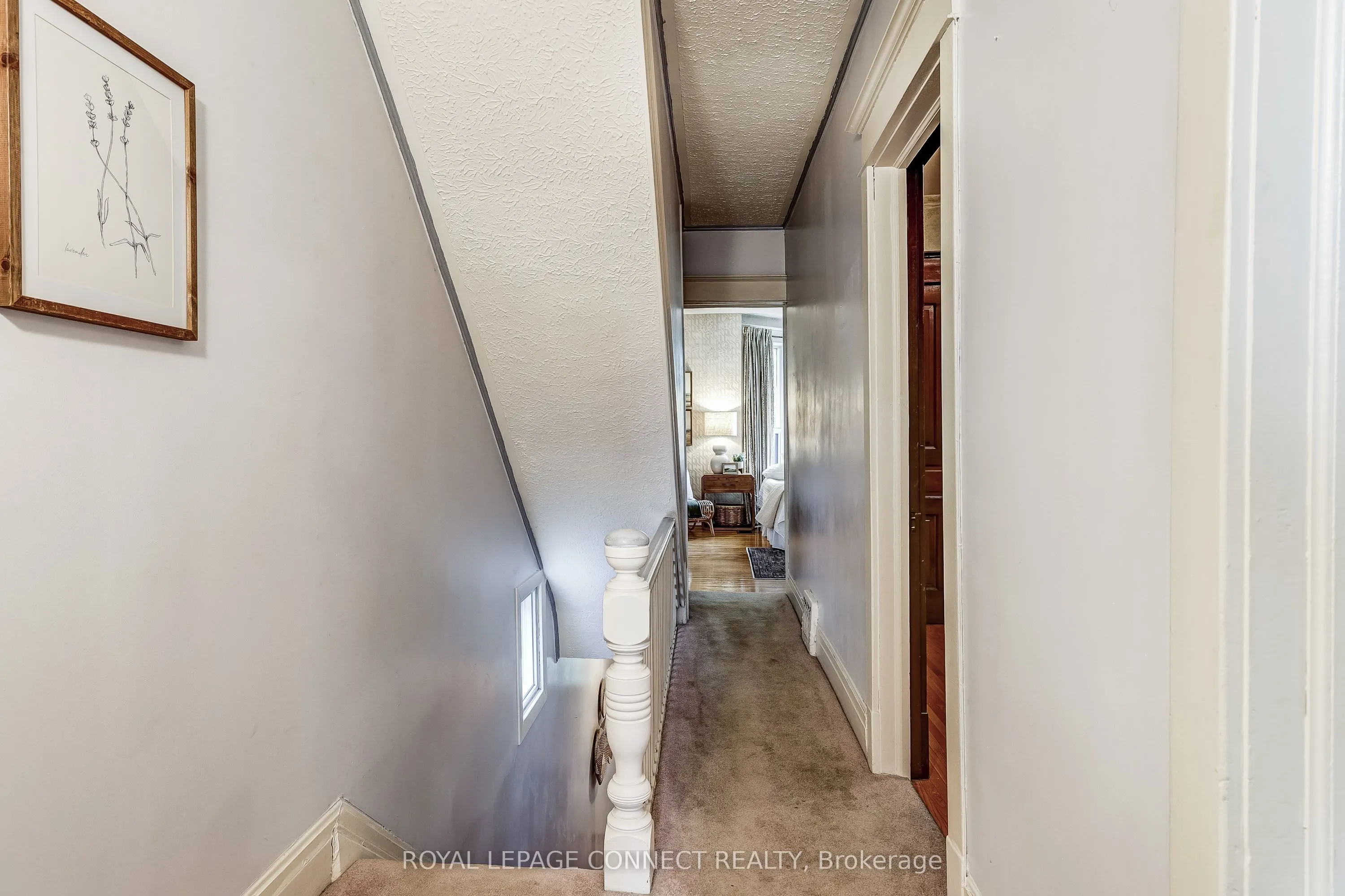 38 Woodycrest Avenue
