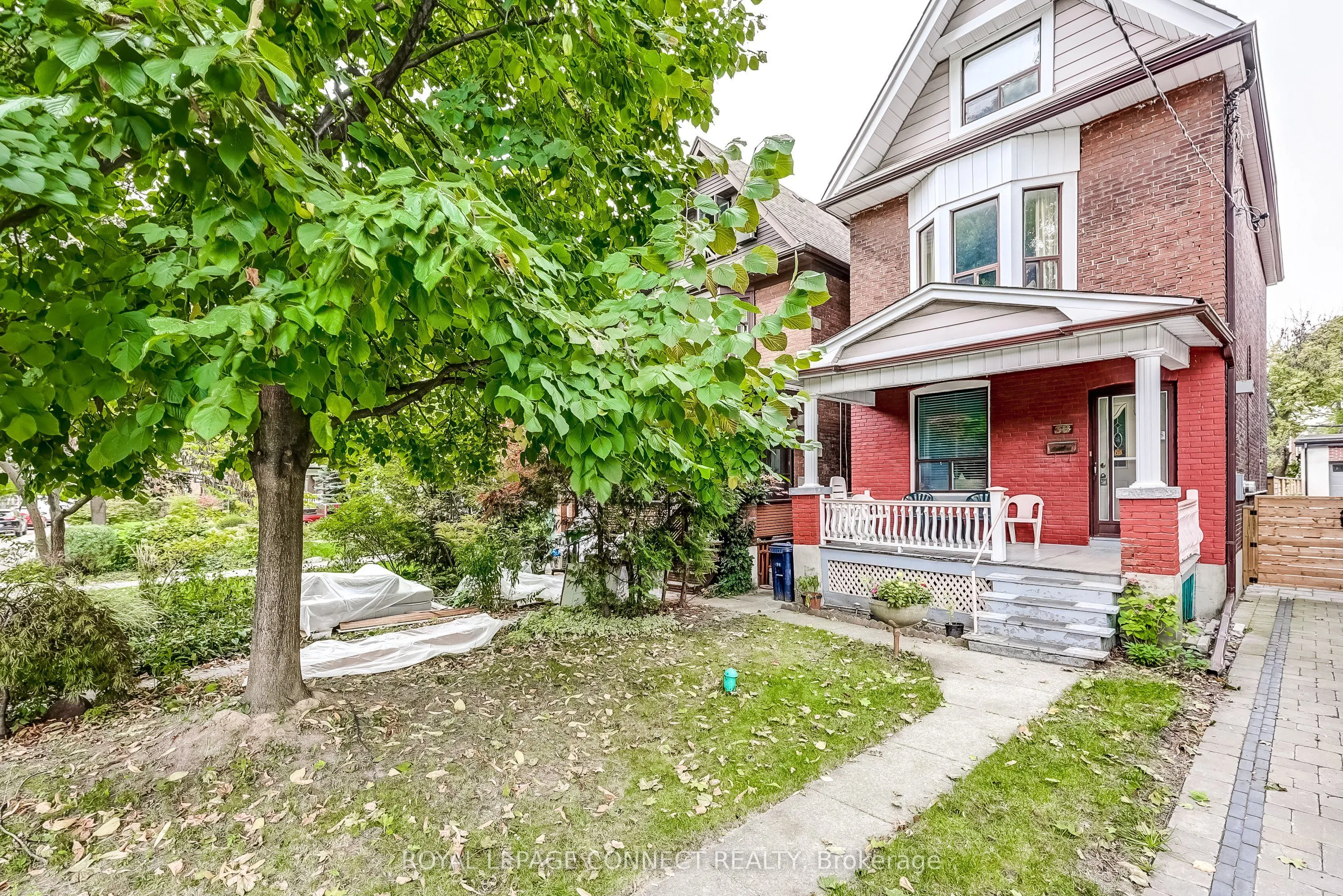 38 Woodycrest Avenue
