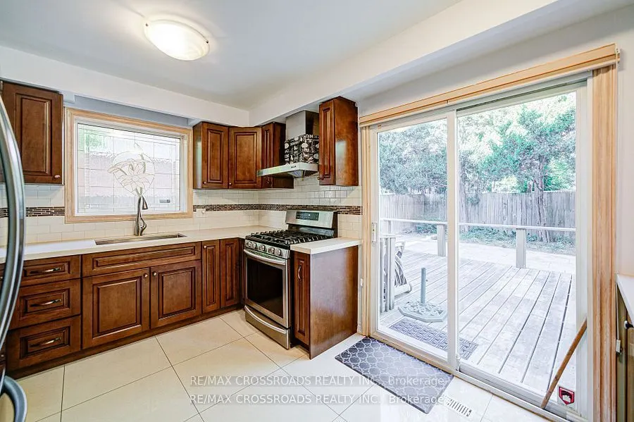 41 Huntsmill Boulevard