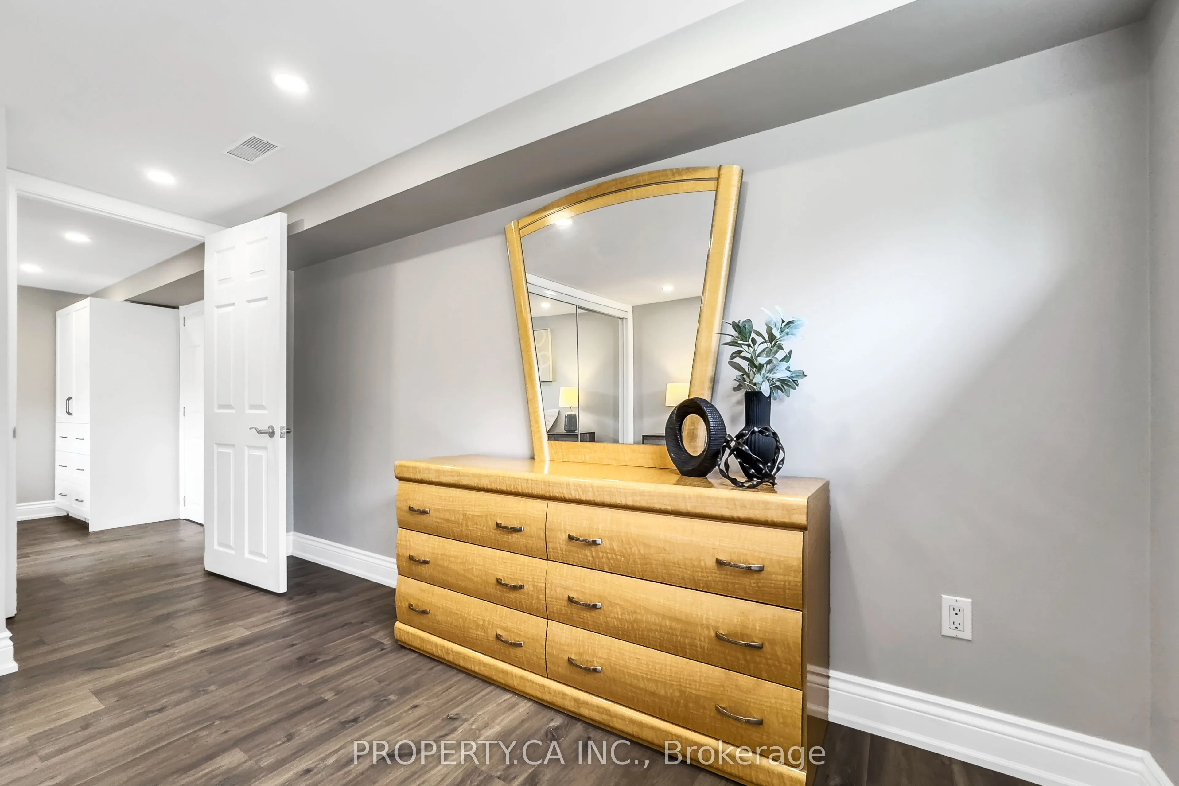 52 Ivorwood Crescent, #Basement