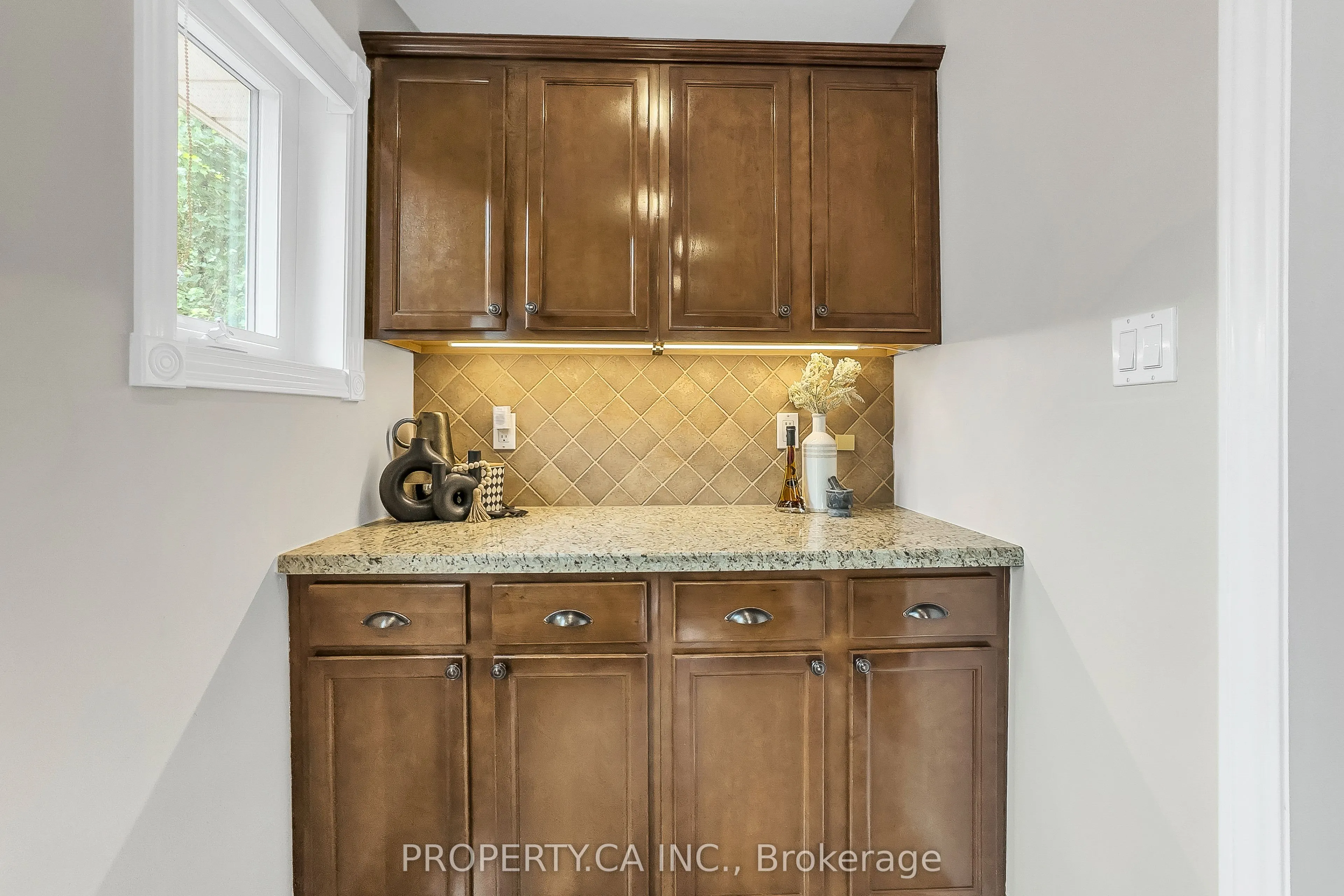 52 Ivorwood Crescent, #Main