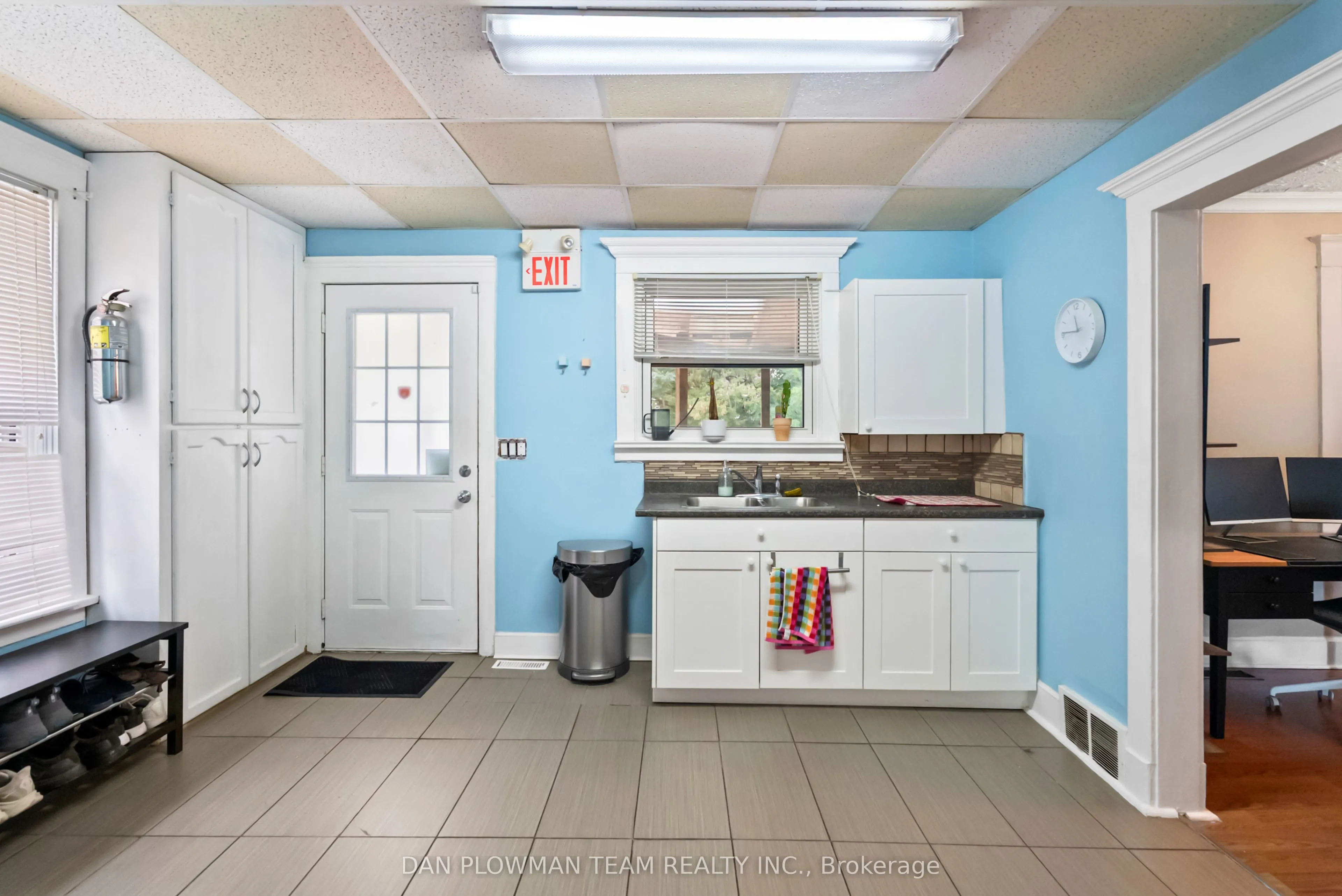 62 Park Road S