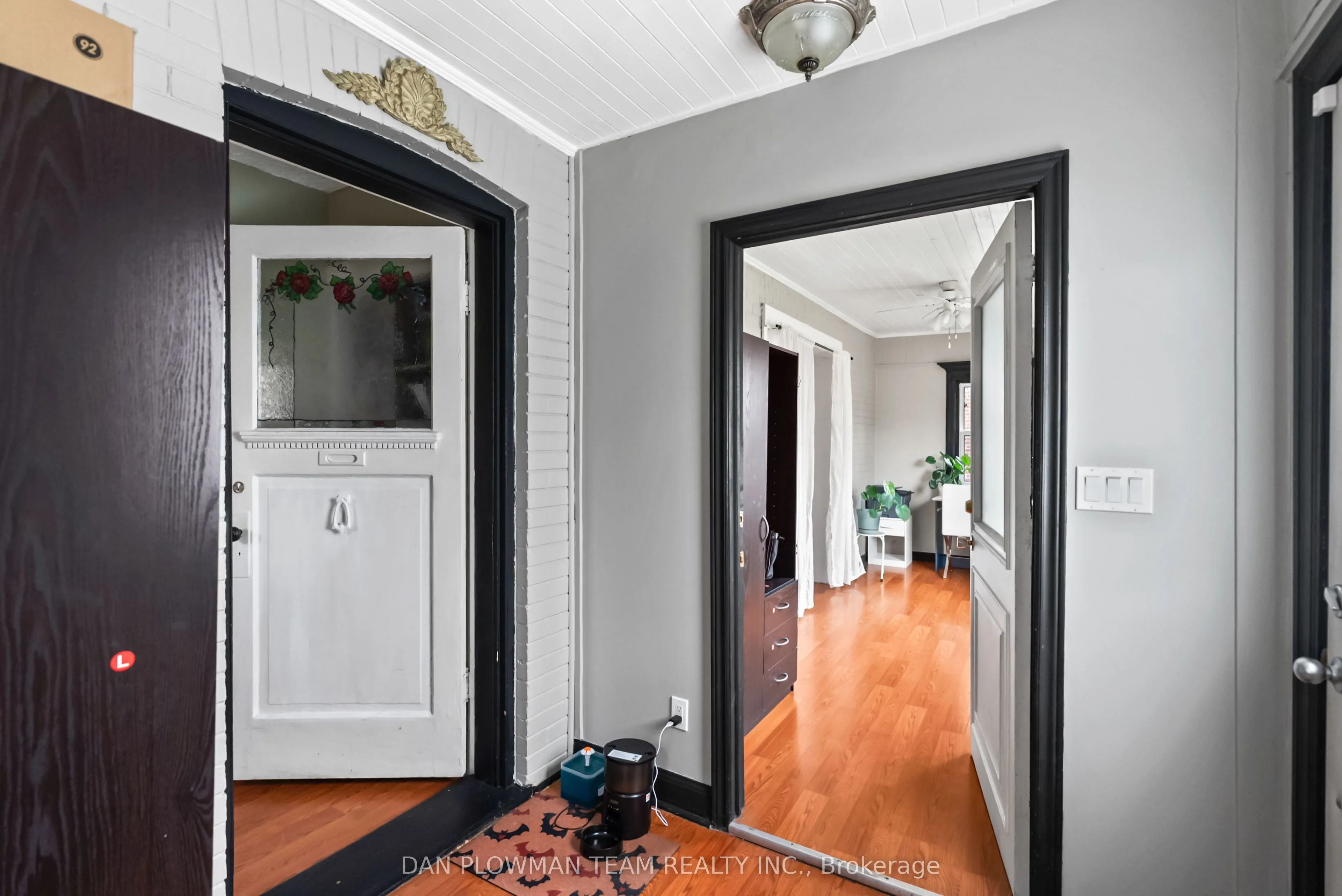 62 Park Road S