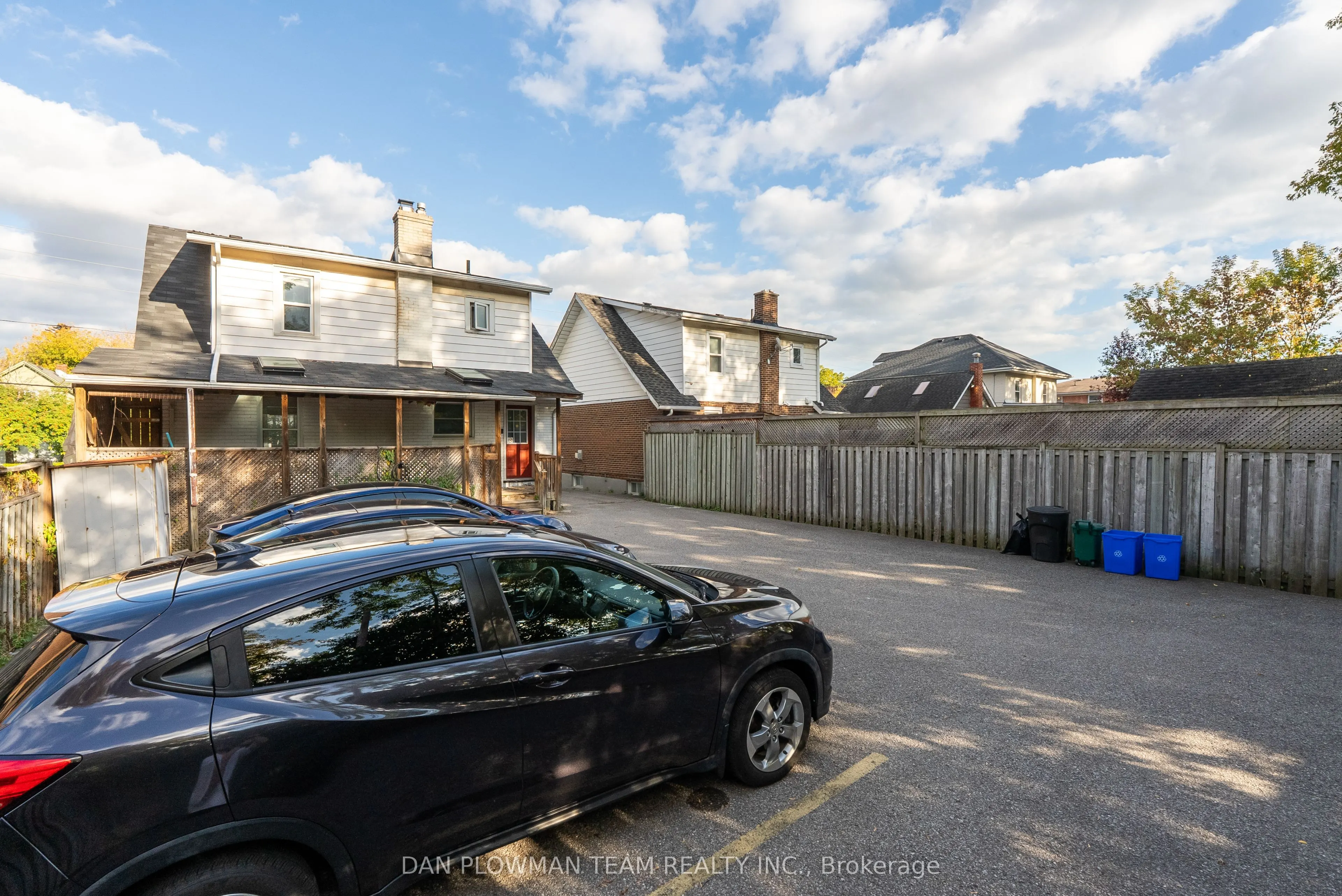 62 Park Road S
