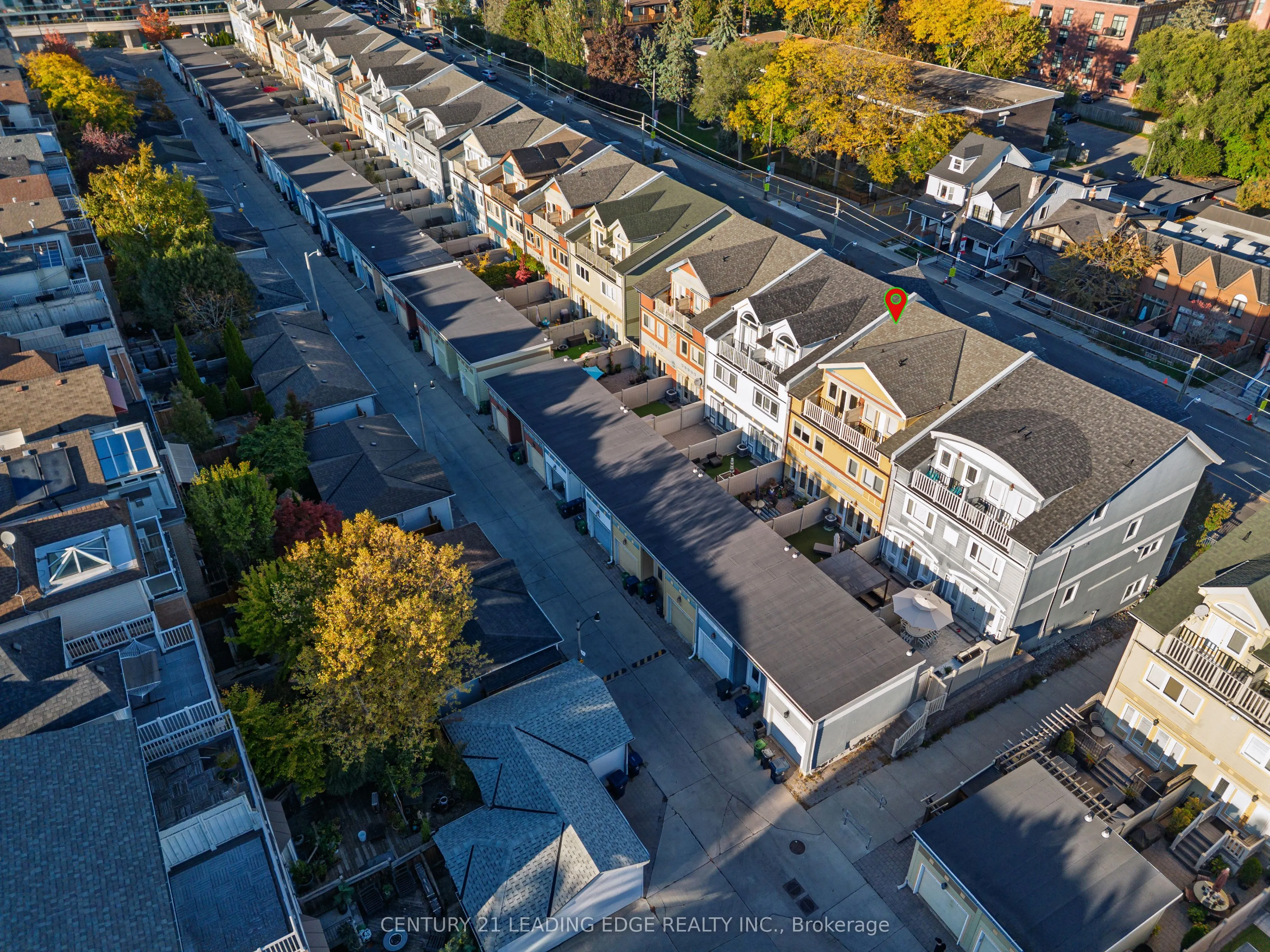 82 Woodbine Avenue