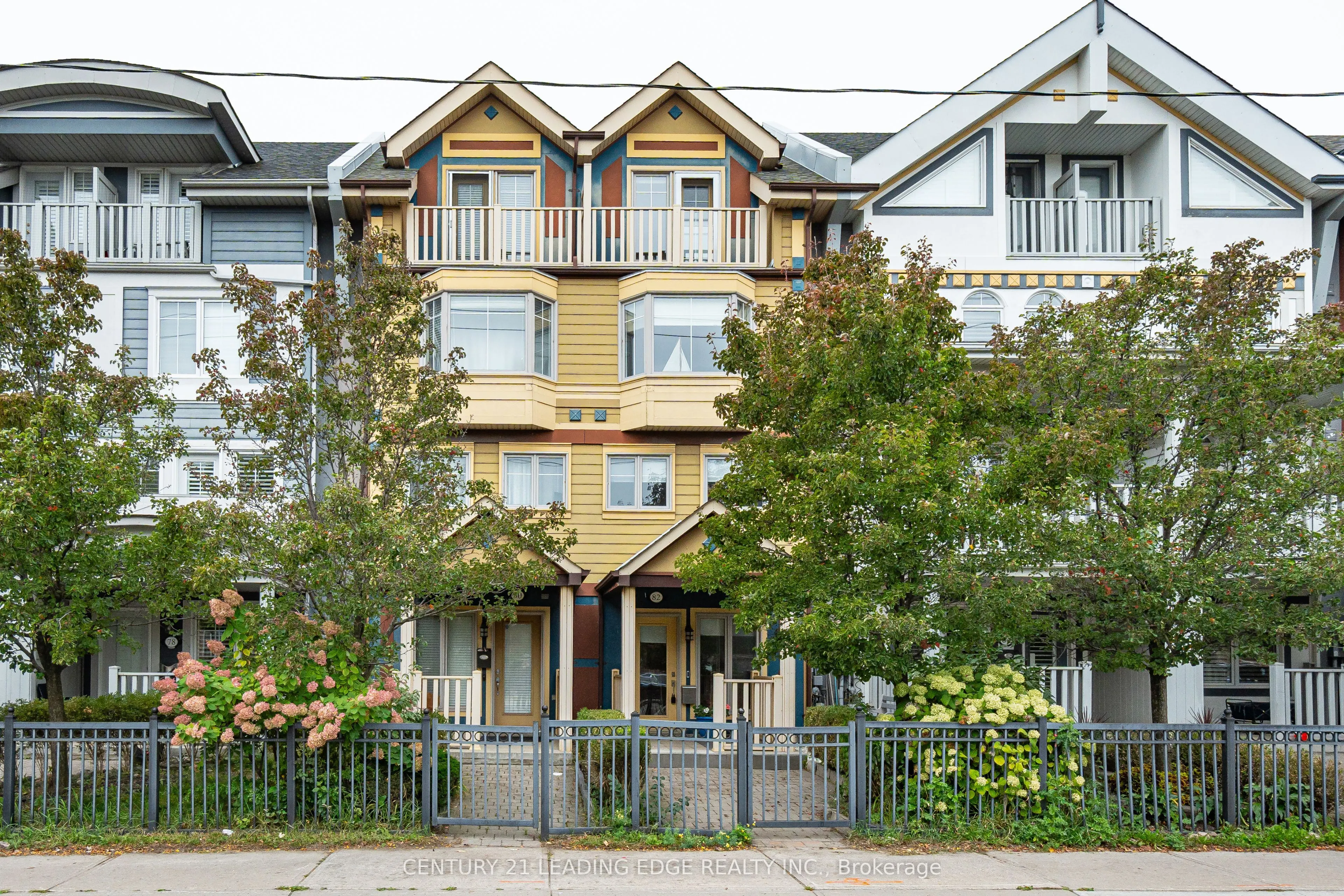 82 Woodbine Avenue