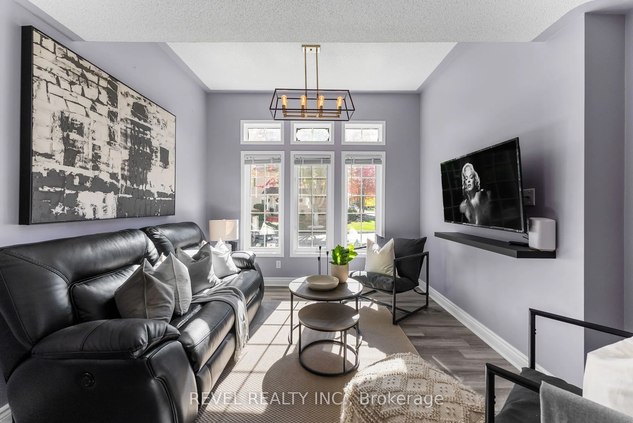 17 Hirons Drive