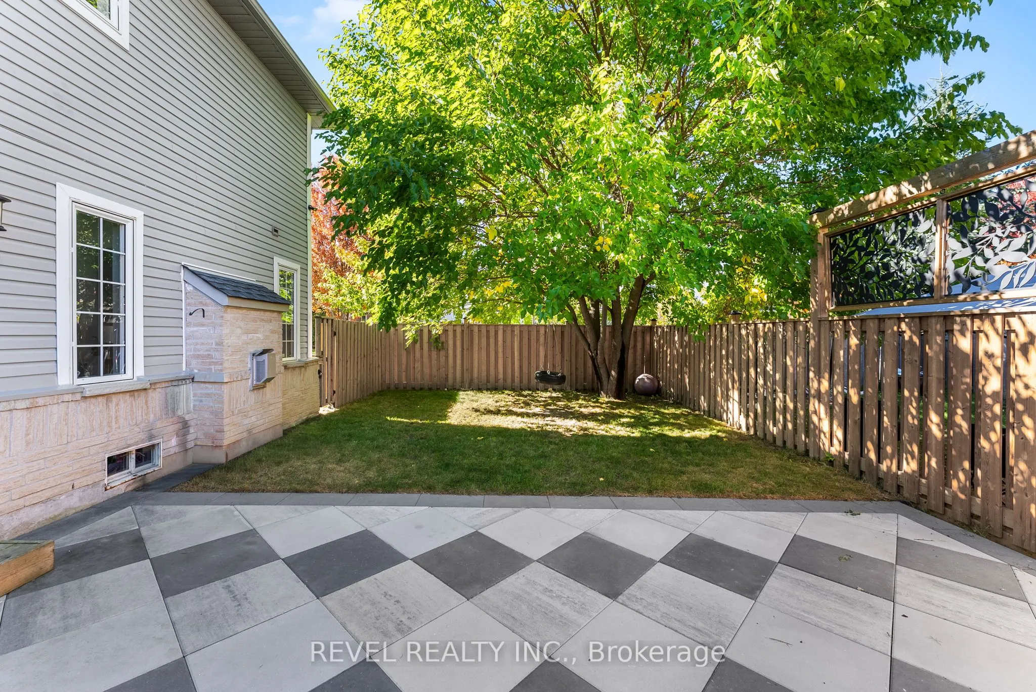 17 Hirons Drive