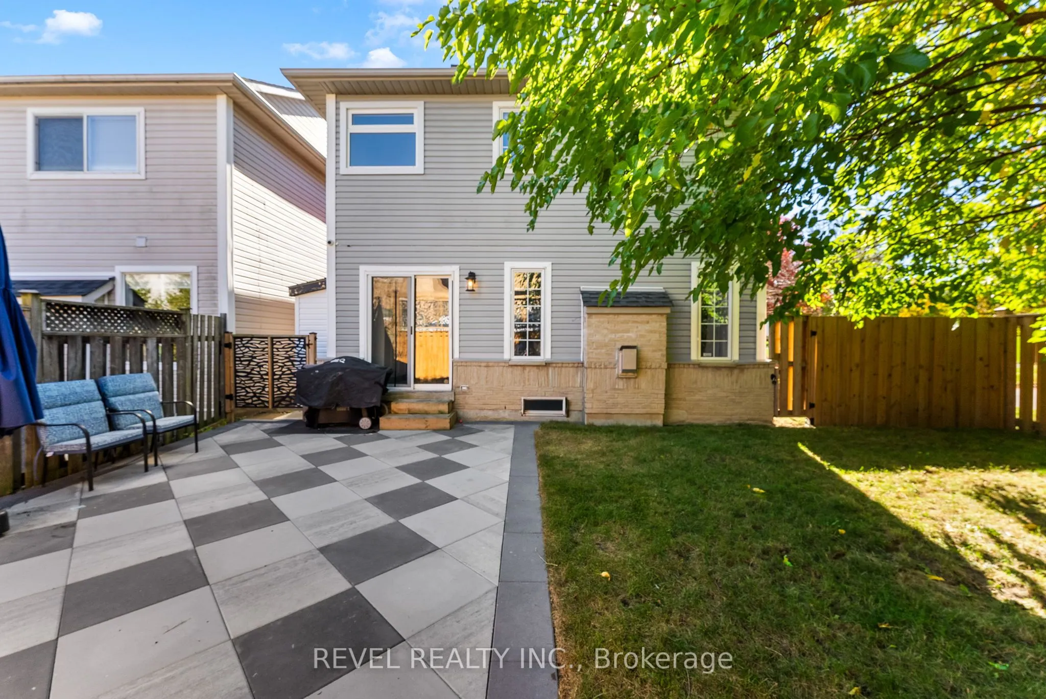 17 Hirons Drive