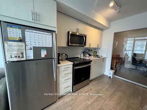 2550 simcoe Street N, #1715