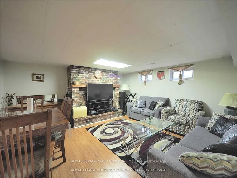 69 Samson Crescent