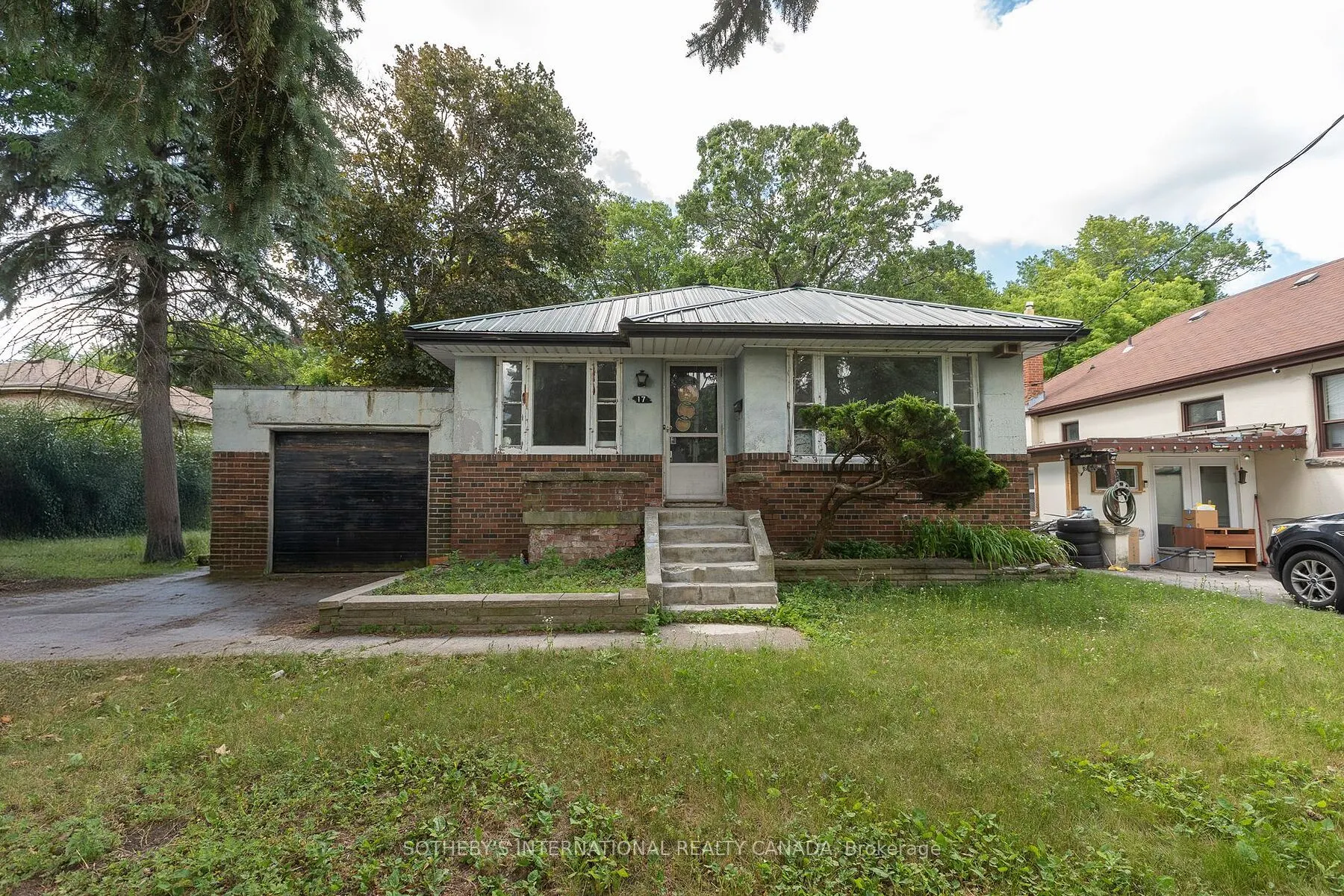 17 Ayre Point Road