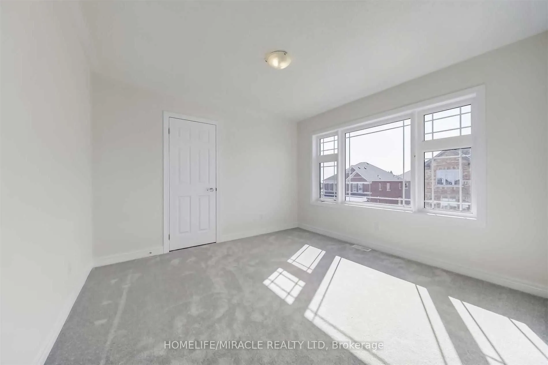 2437 Hibiscus Drive