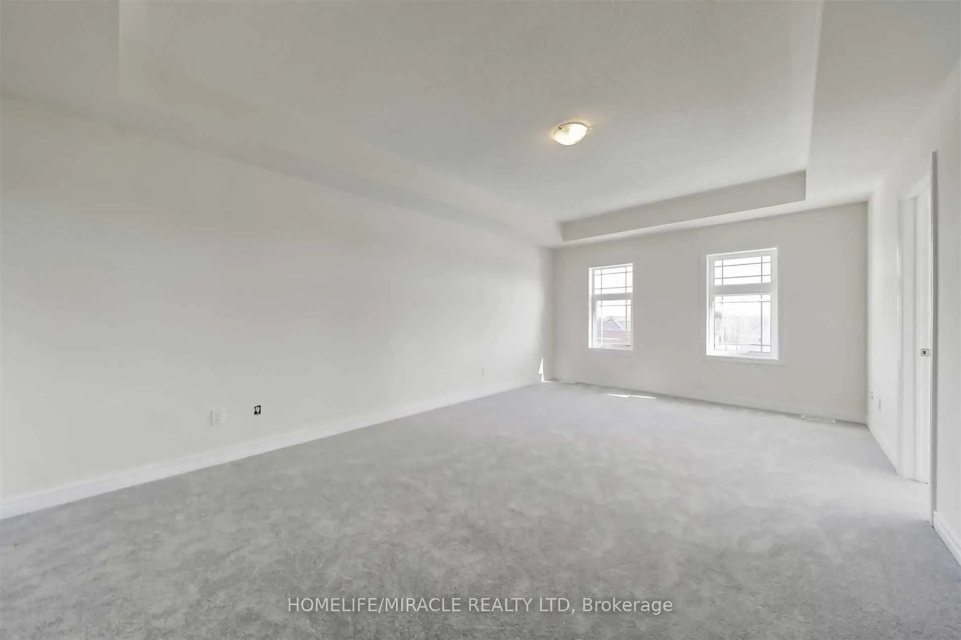 2437 Hibiscus Drive