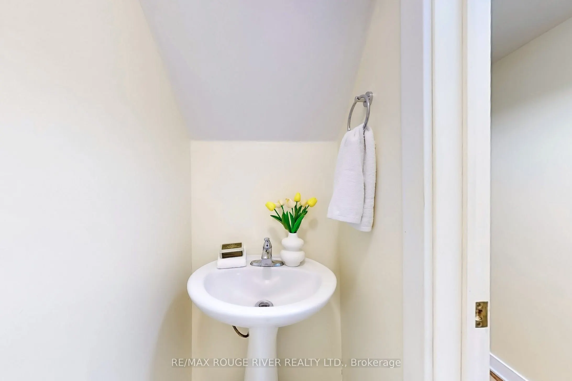 611 Galahad Drive, #5