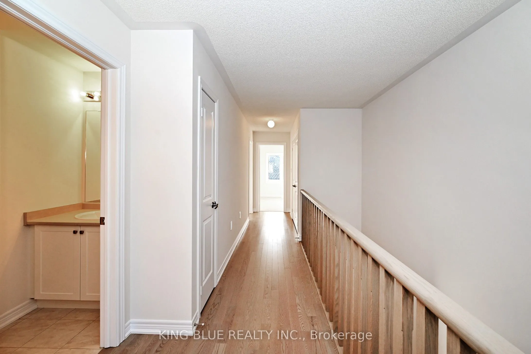 2027 Horace Duncan Crescent