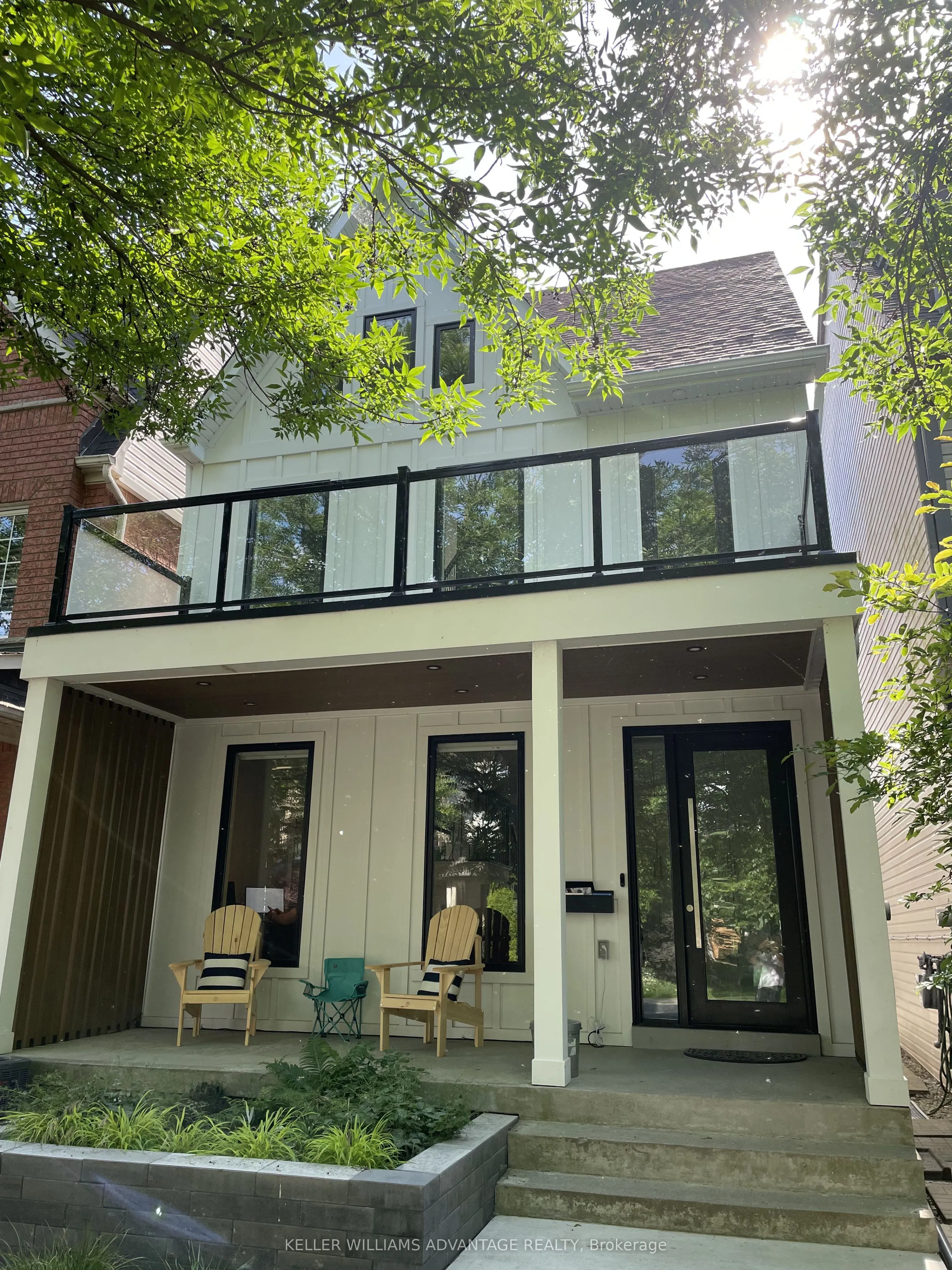40 Sarah Ashbridge Avenue, #Lower