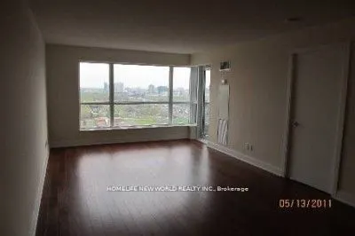 135 Village Green Square, #826