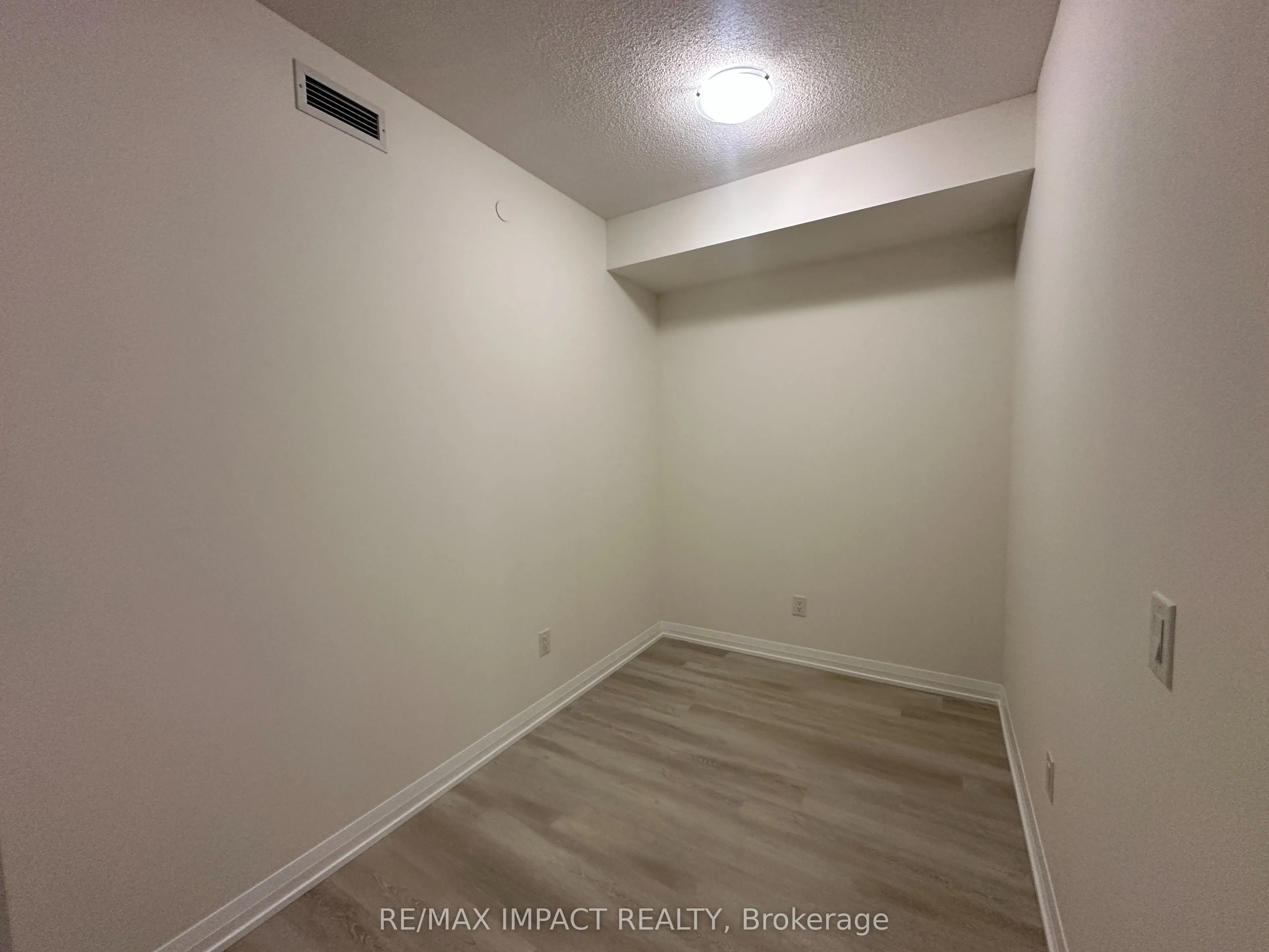 3270 Sheppard Avenue E, #1325