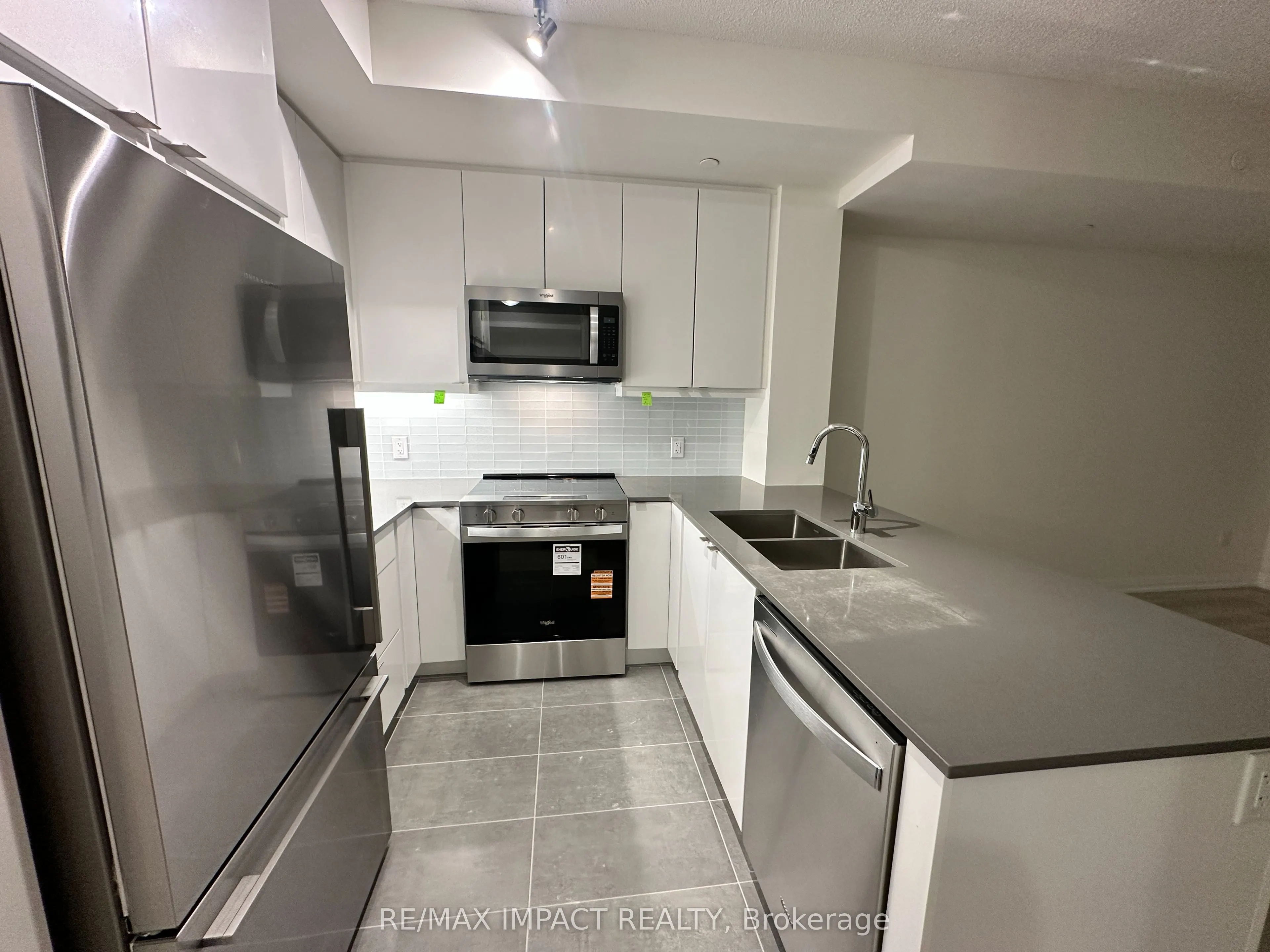 3270 Sheppard Avenue E, #1325