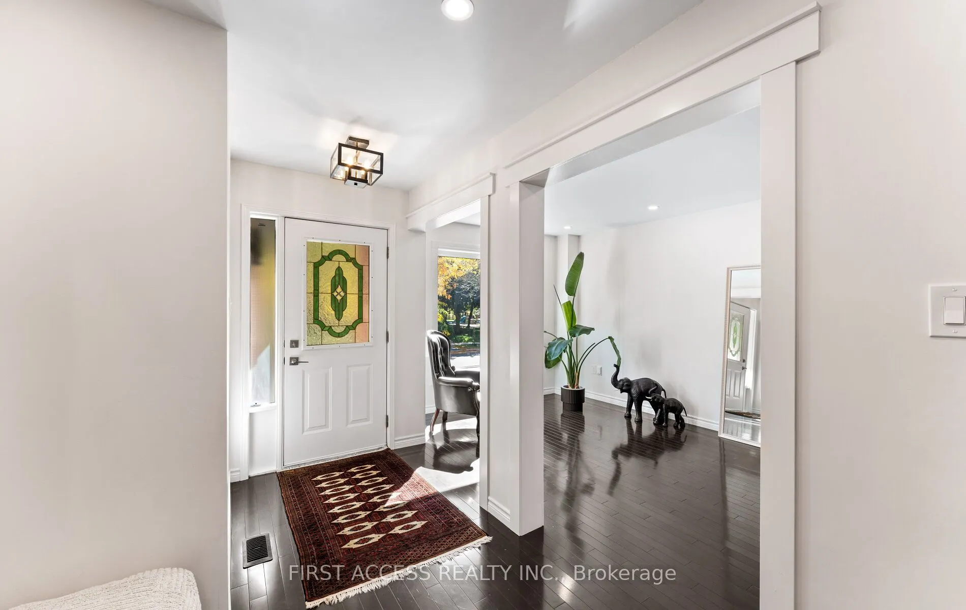 97 Deverell Street