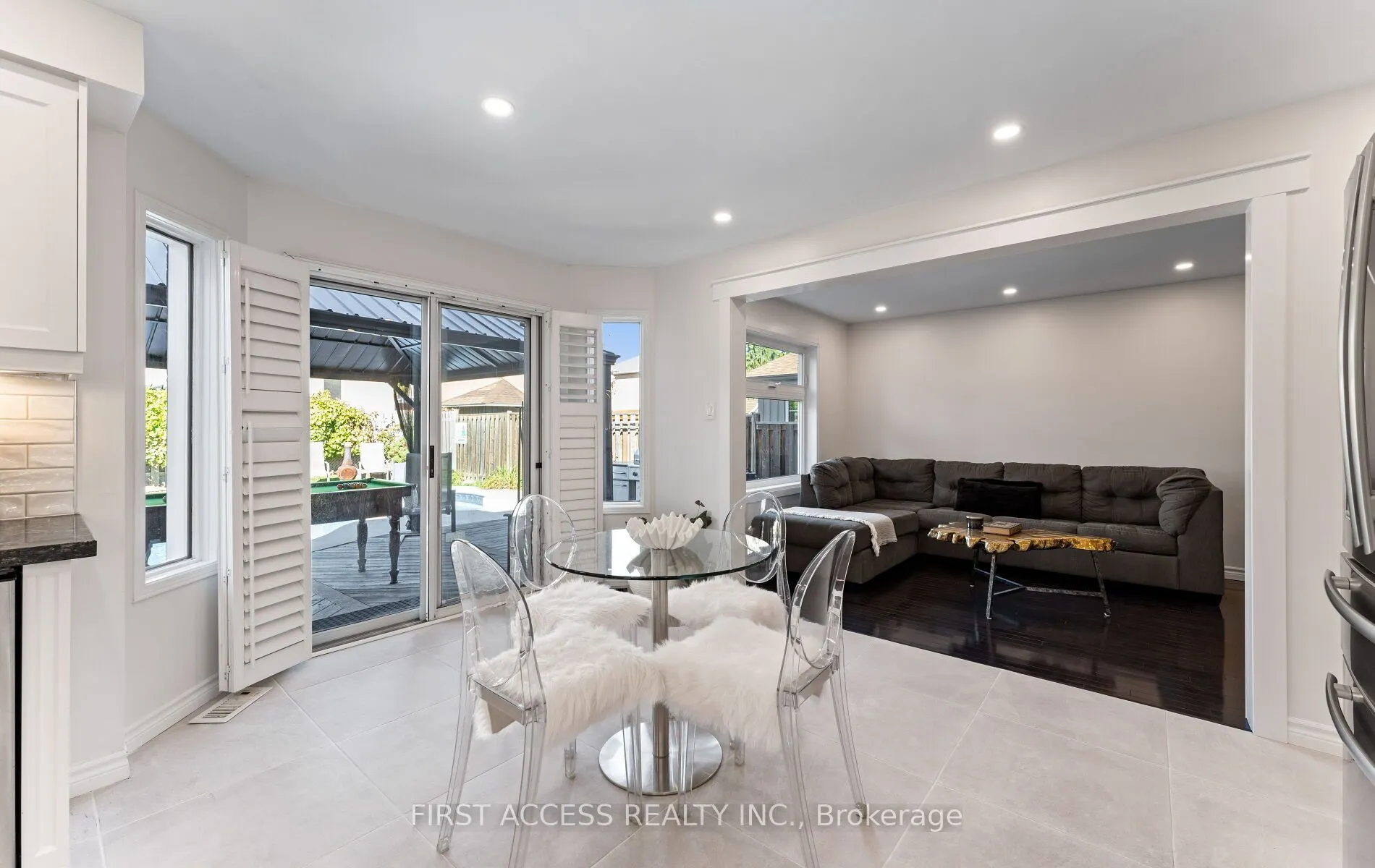 97 Deverell Street