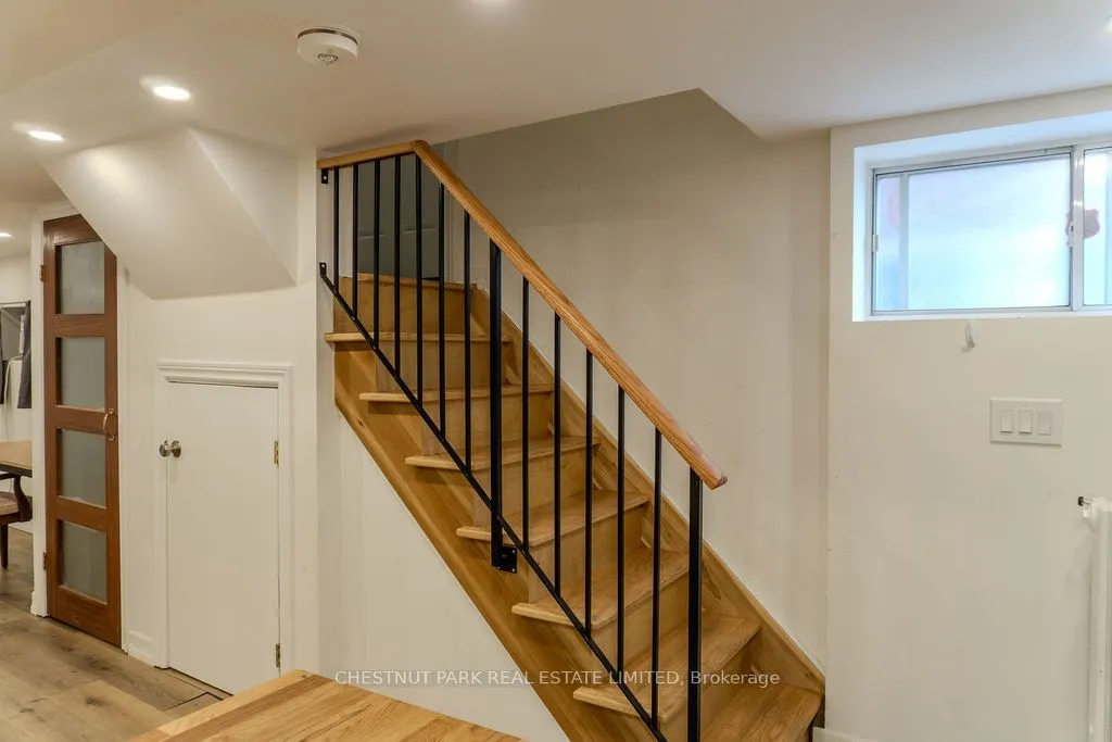 1065 Pape Avenue, #Lower