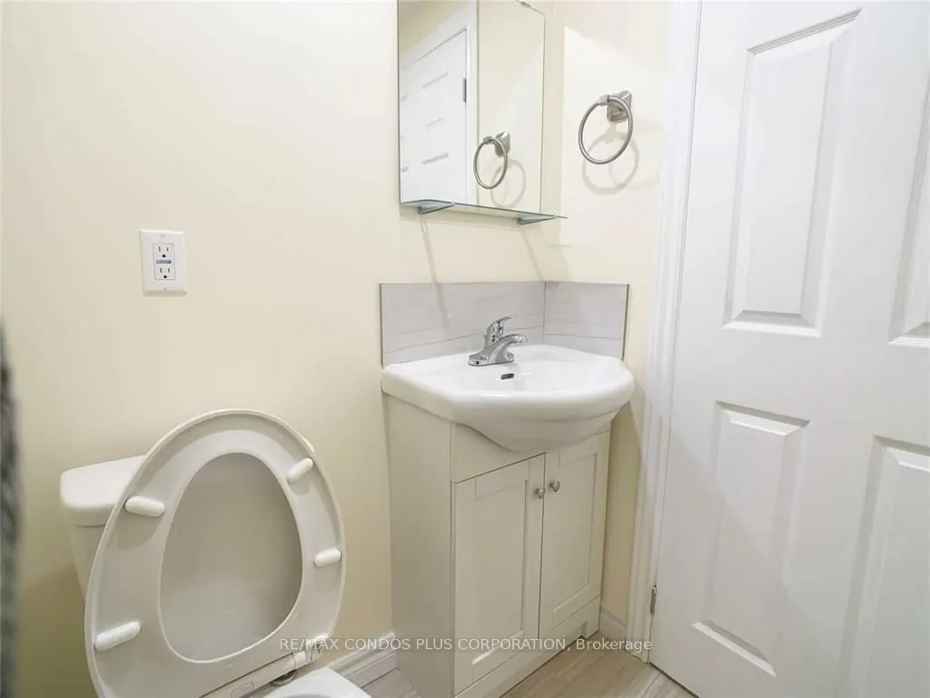 721 Danforth Avenue, #2A