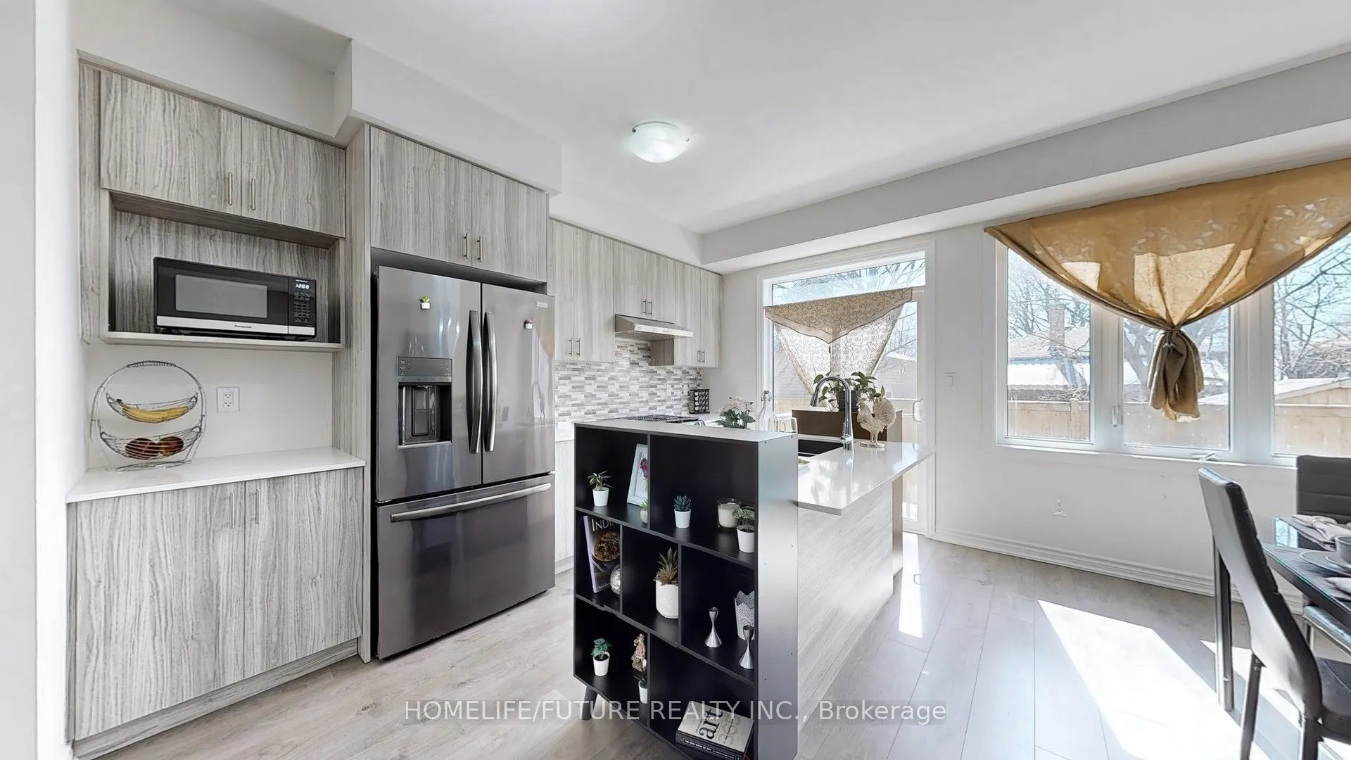 348 Okanagan Path